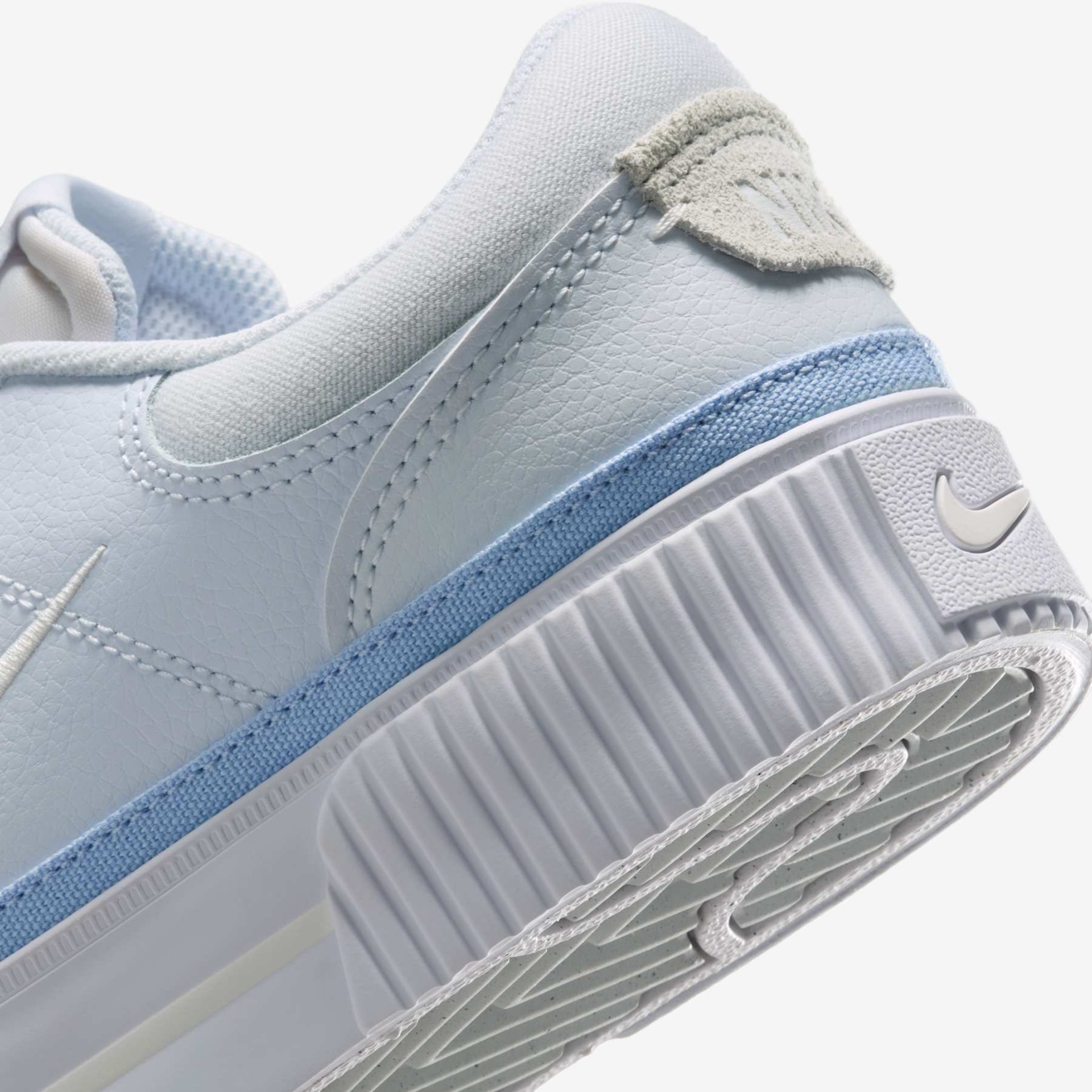 Tênis Nike Court Legacy Lift Feminino - Foto 8