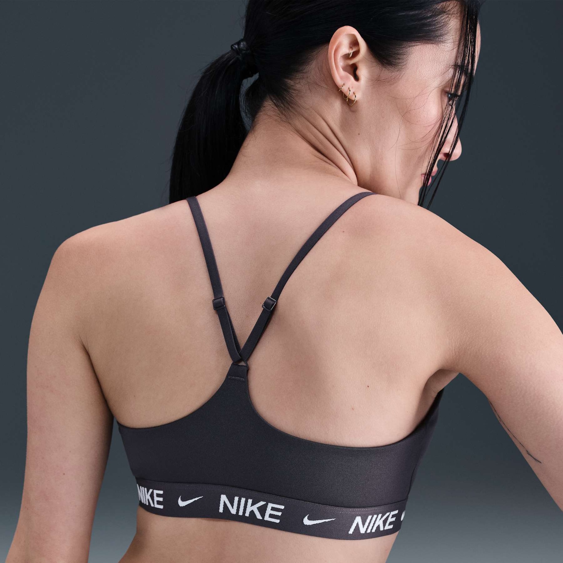 Top Nike Indy Feminino - Foto 2