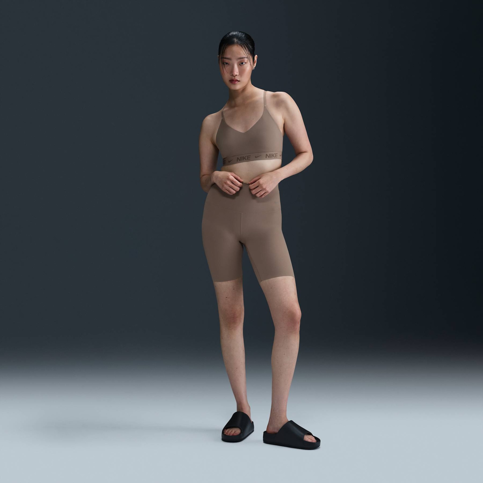 Top Nike Indy Feminino - Foto 4