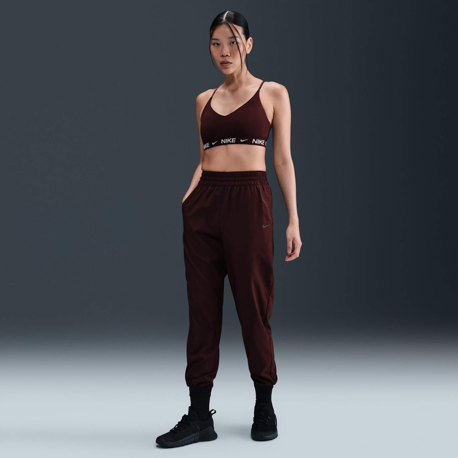 Top Nike Indy Feminino - Foto 4