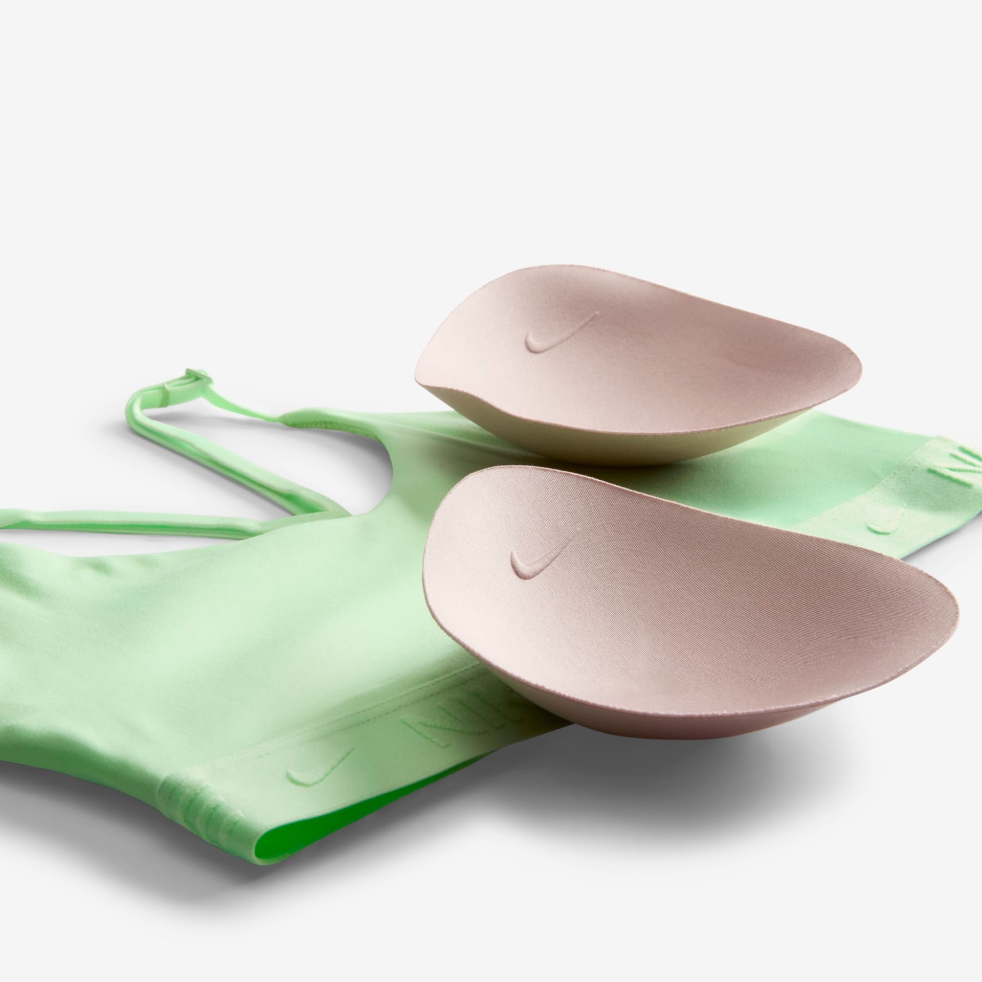 Top Nike Indy Feminino - Foto 4