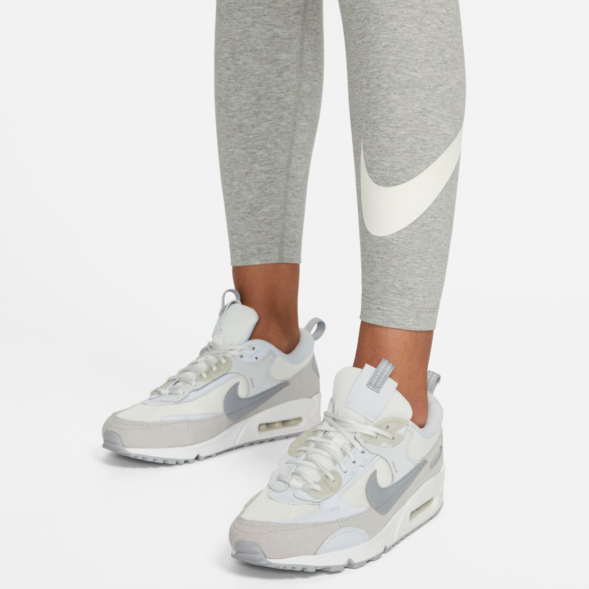 Legging Nike Sportswear Swoosh Feminina - Foto 3