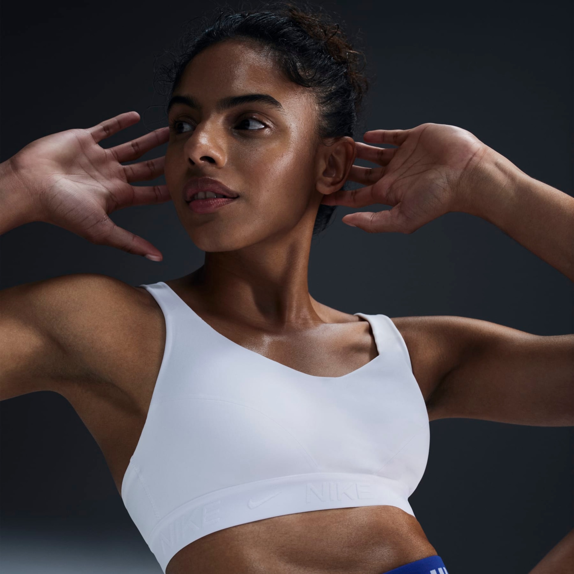 Top Nike Indy Feminino - Foto 1