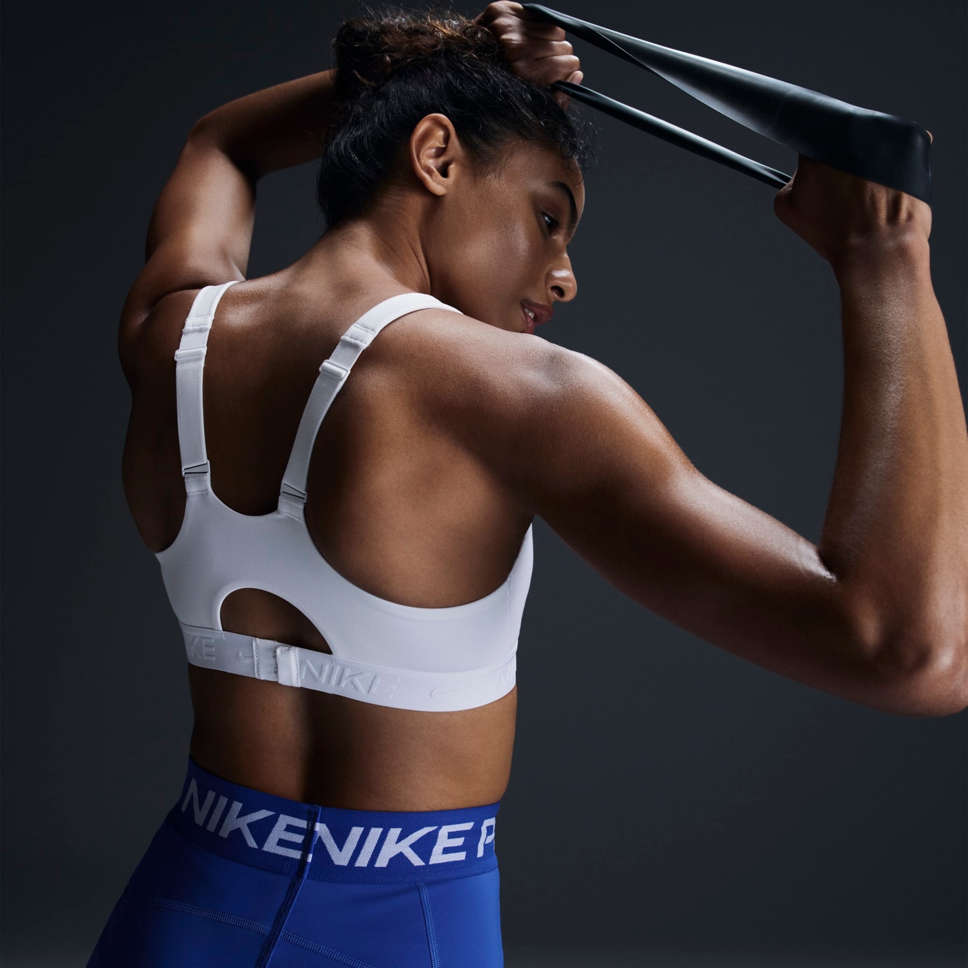 Top Nike Indy Feminino - Foto 3