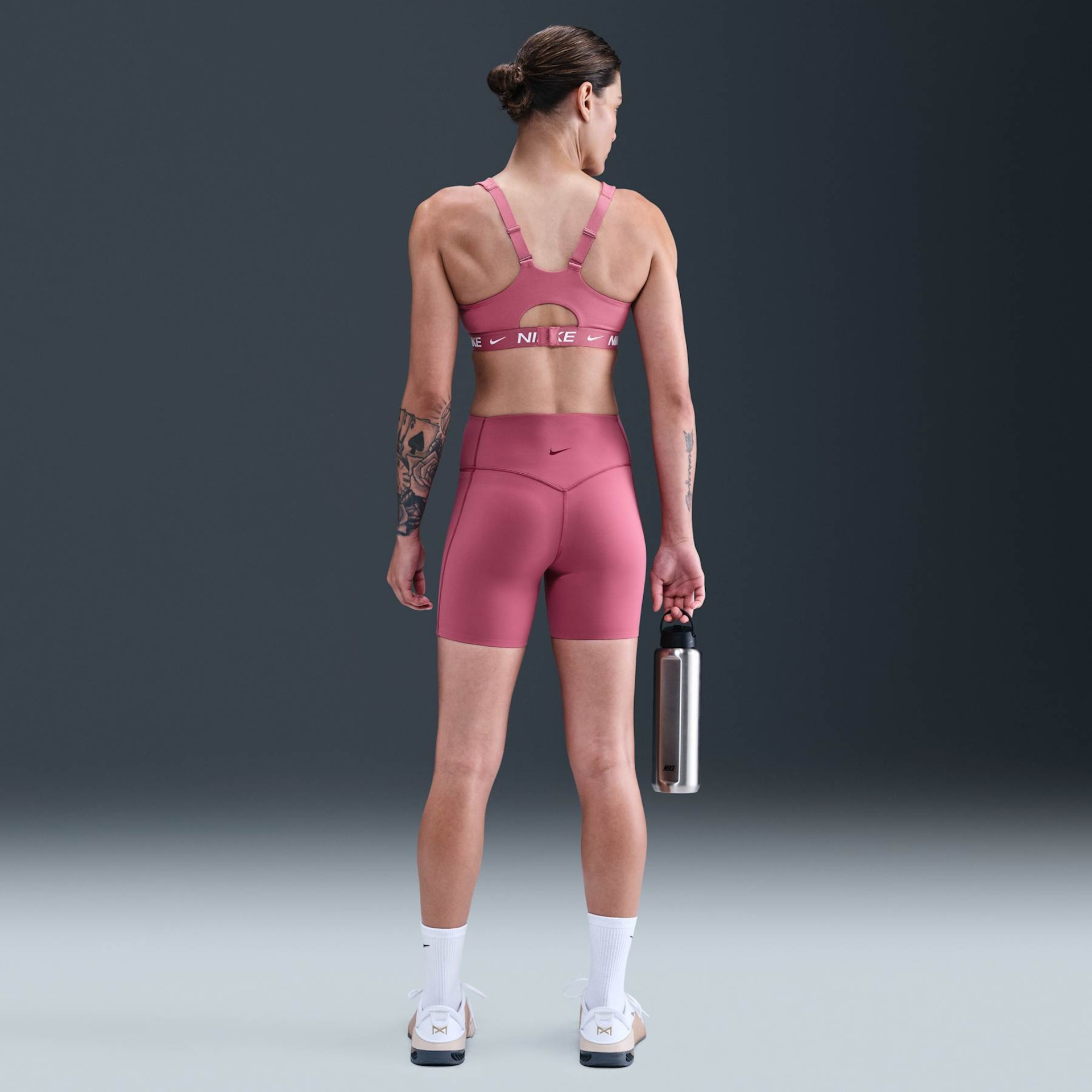 Top Nike Indy Feminino - Foto 5