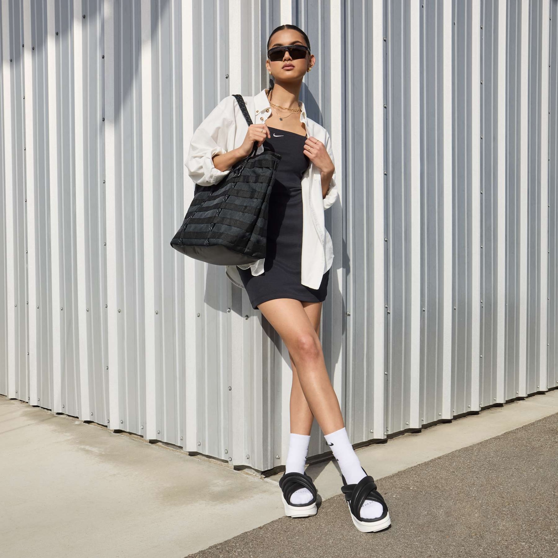 Sandália Nike Air Max Isla Feminina - Foto 2