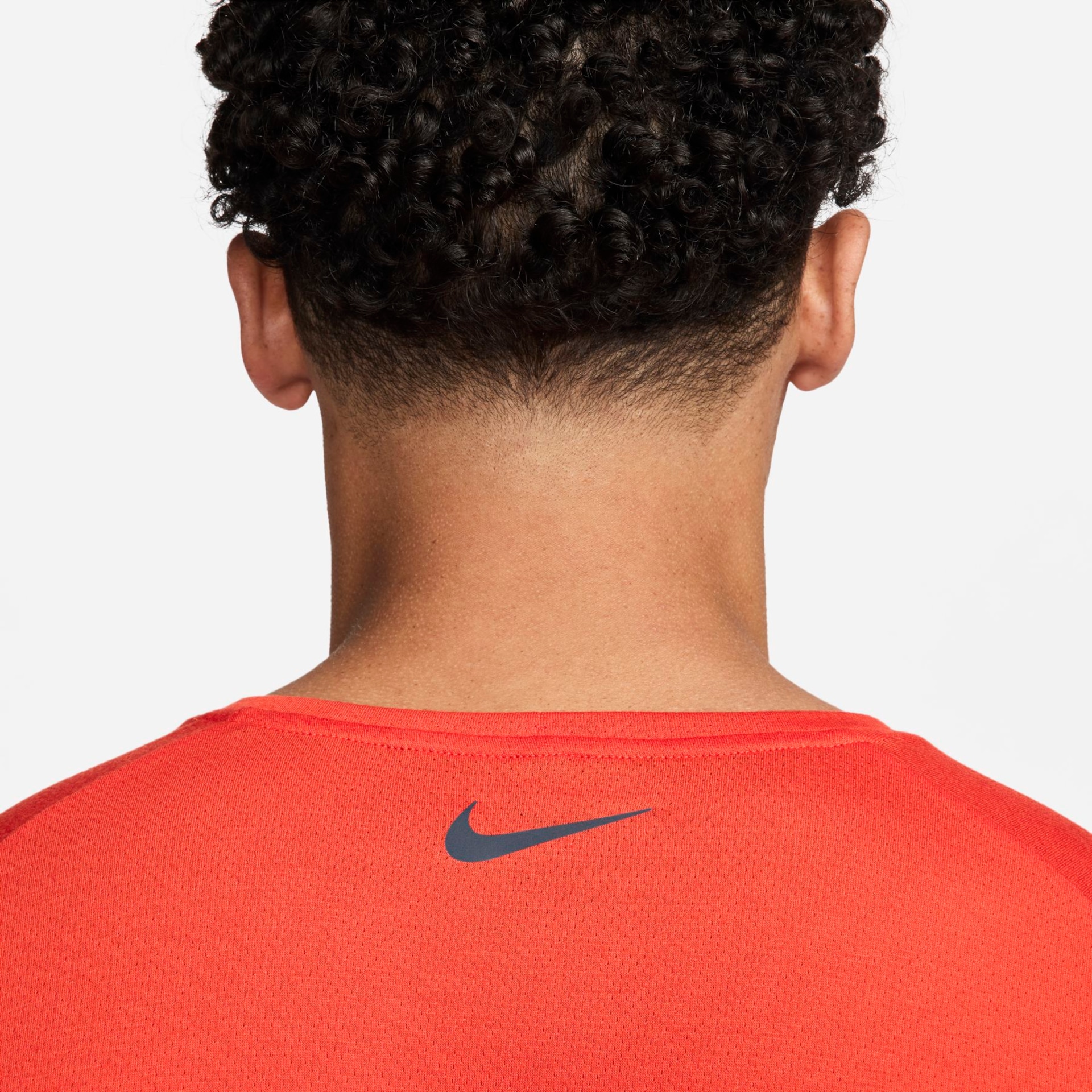 Camiseta Nike Run Energy Masculina - Foto 6