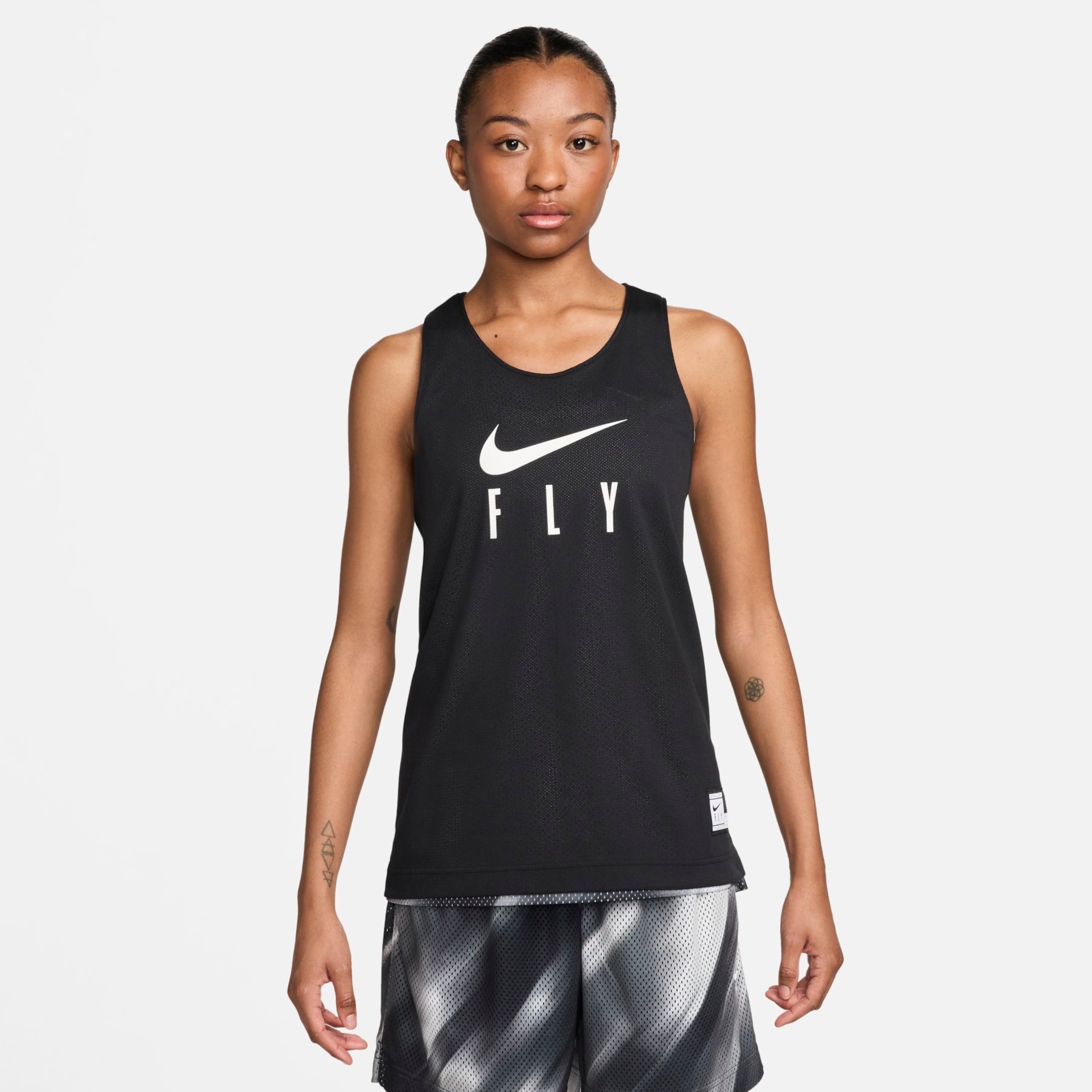 Regata Nike Dri-FIT Swoosh Fly Feminina - Foto 7