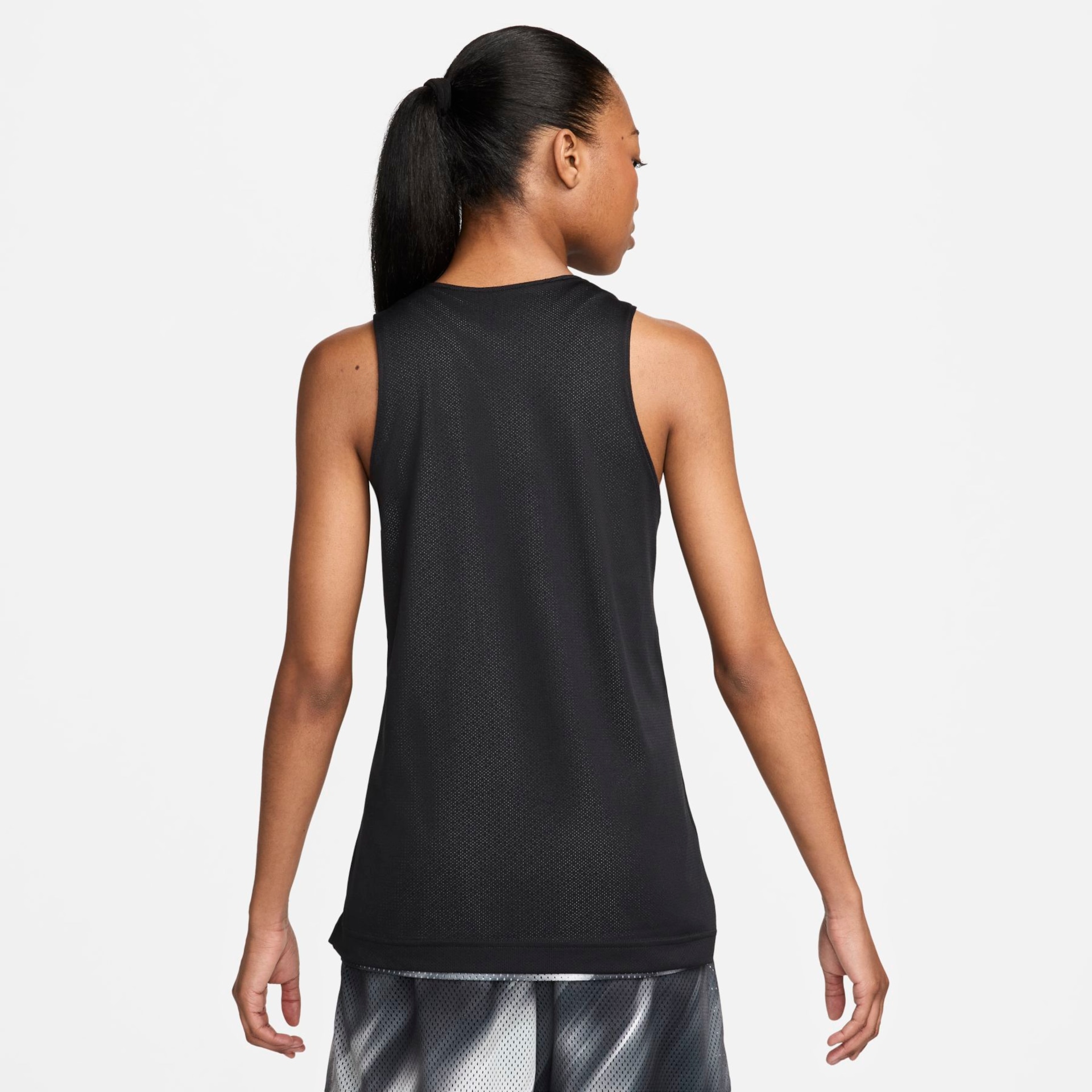 Regata Nike Dri-FIT Swoosh Fly Feminina - Foto 8