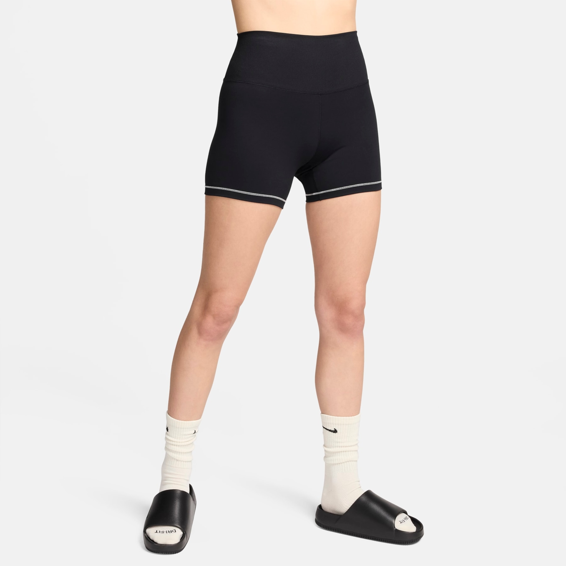 Shorts Nike One Rib Feminino - Foto 1
