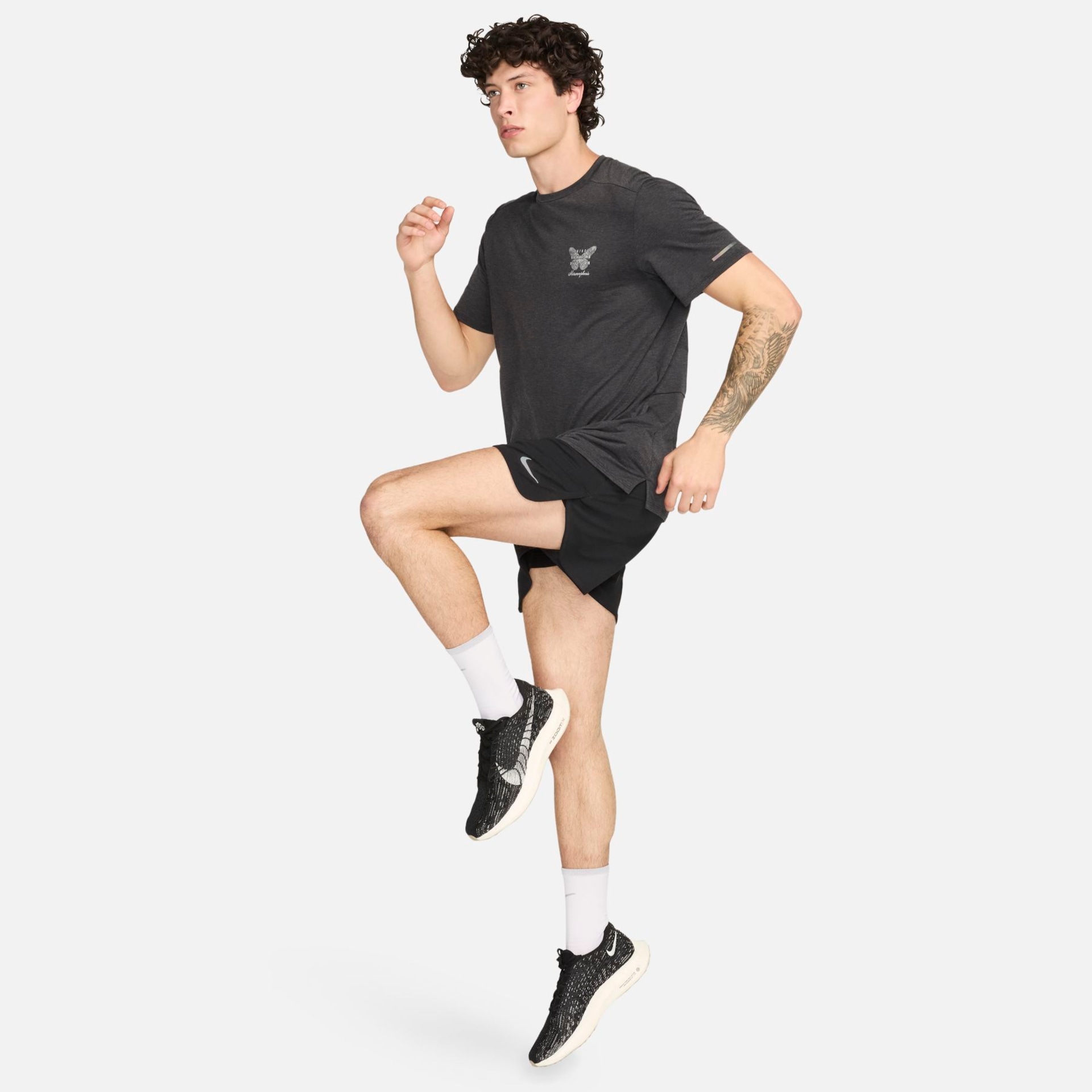 Camiseta Nike Dri-FIT Rise 365 Masculina - Foto 8