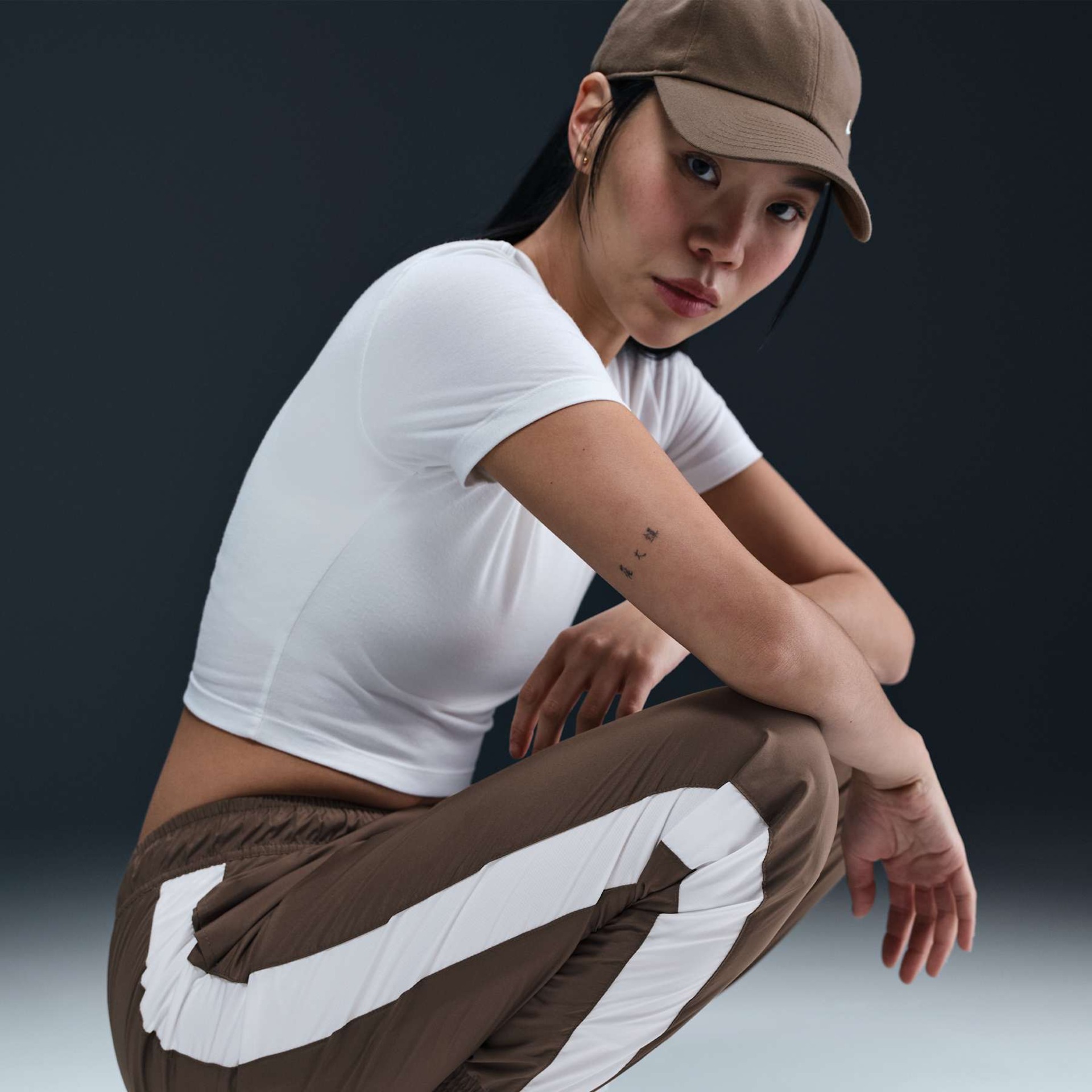 Calça Nike Sportswear Essential Feminina - Foto 5