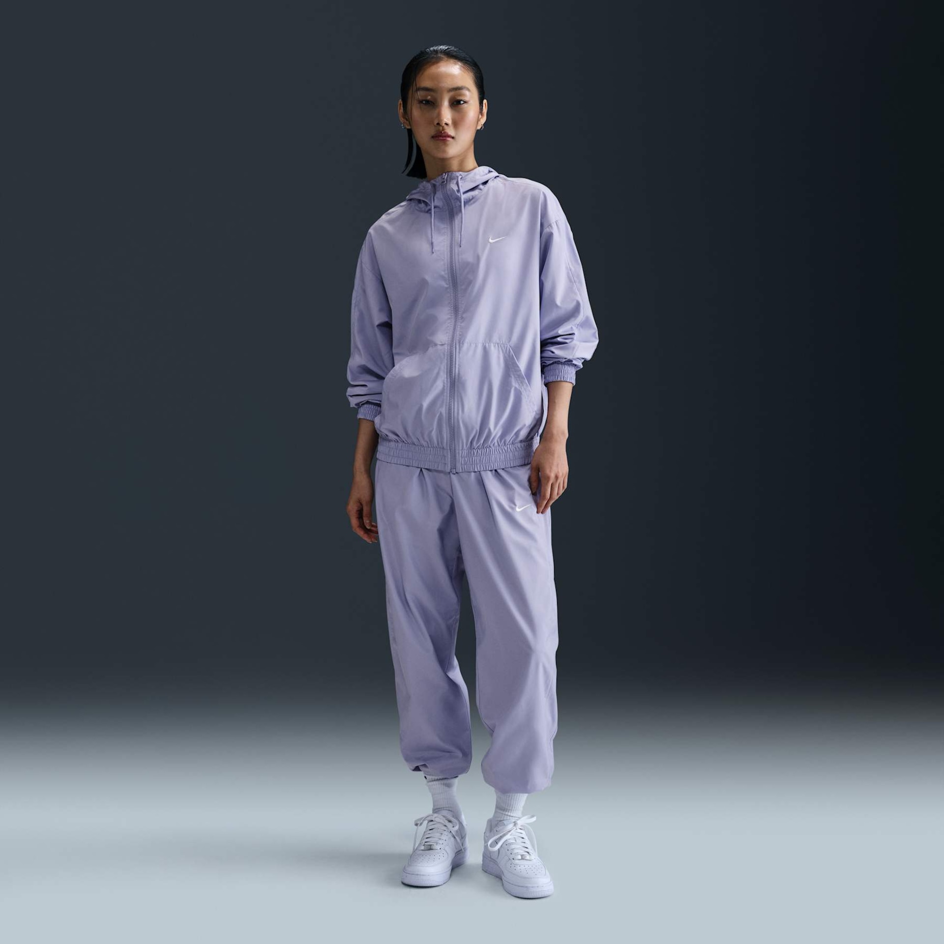 Jaqueta Nike Sportswear Essential Feminina - Foto 4