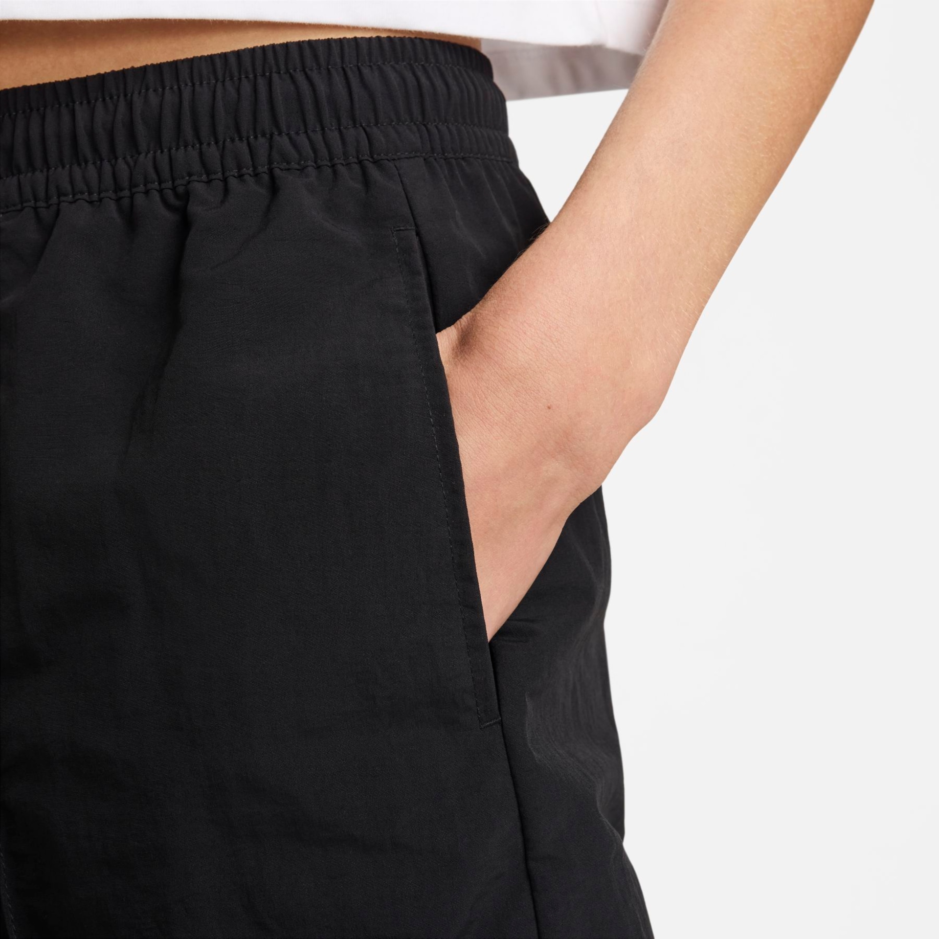 Shorts Nike Sportswear Everything Wovens Feminino - Foto 4