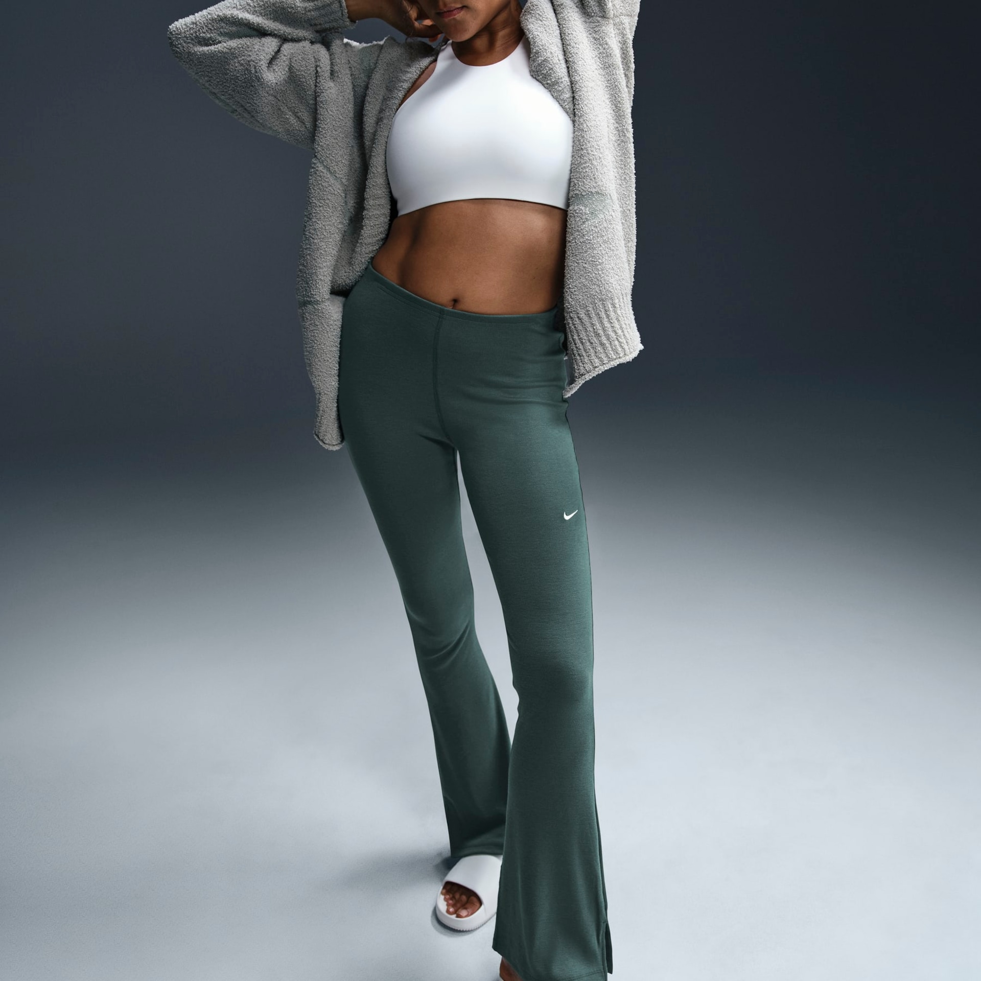 Legging Nike Sportswear Chill Knit Feminina - Foto 5