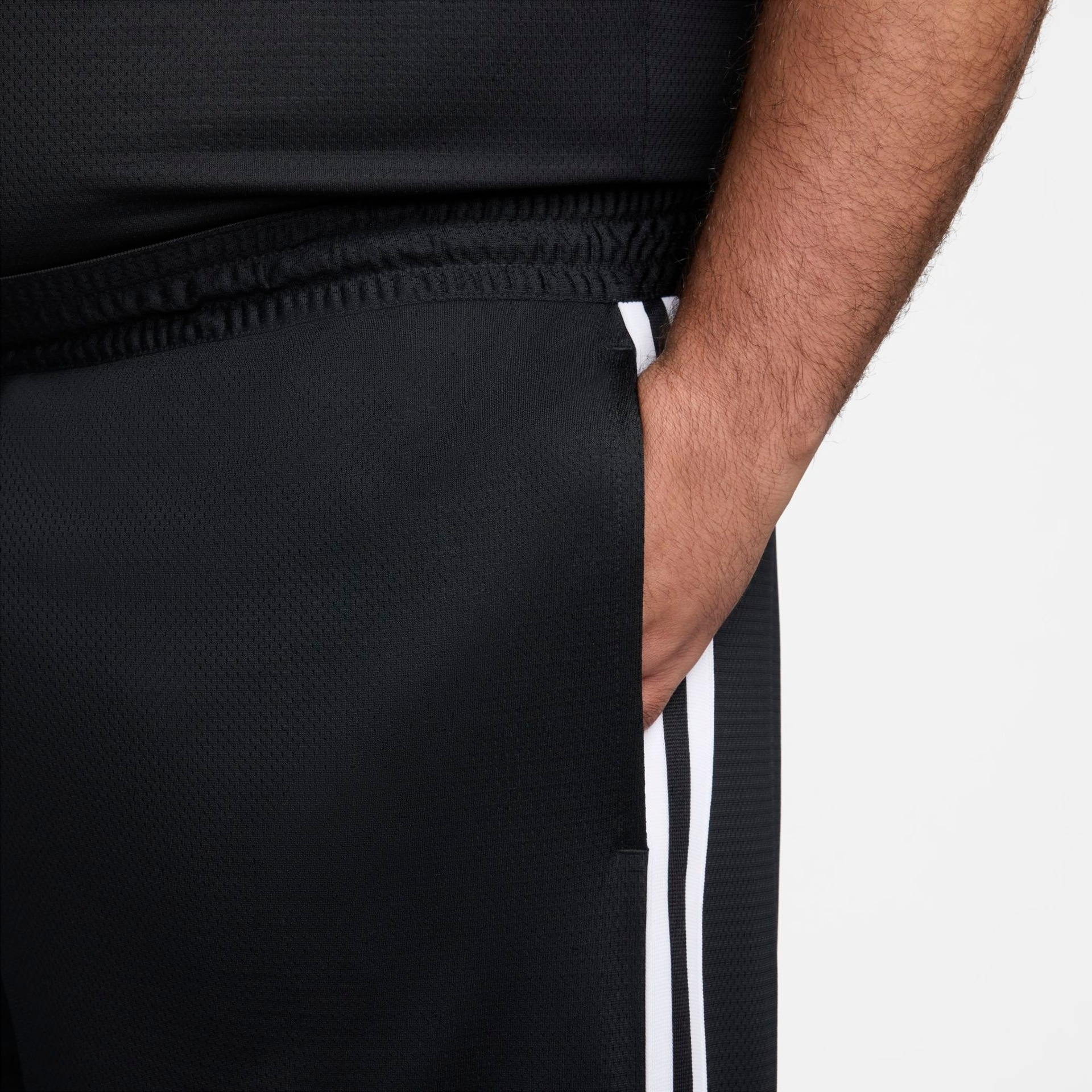 Shorts Nike Dri-FIT DNA Masculino - Foto 13