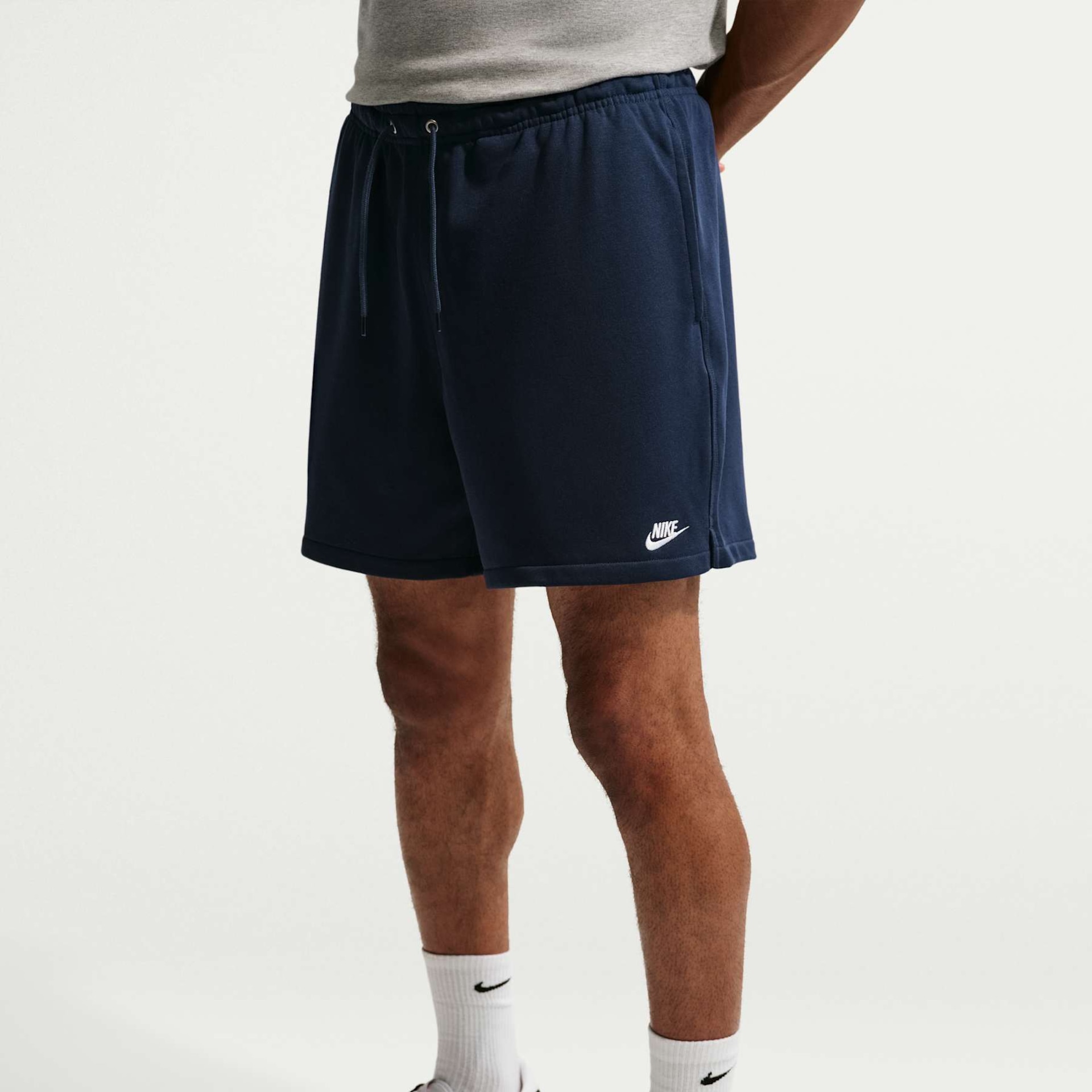 Shorts Nike Club Flow Masculino - Foto 2