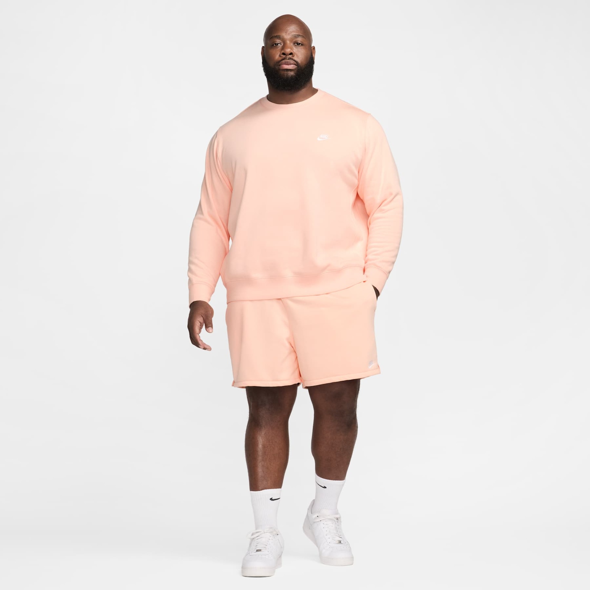 Shorts Nike Club Flow Masculino - Foto 15