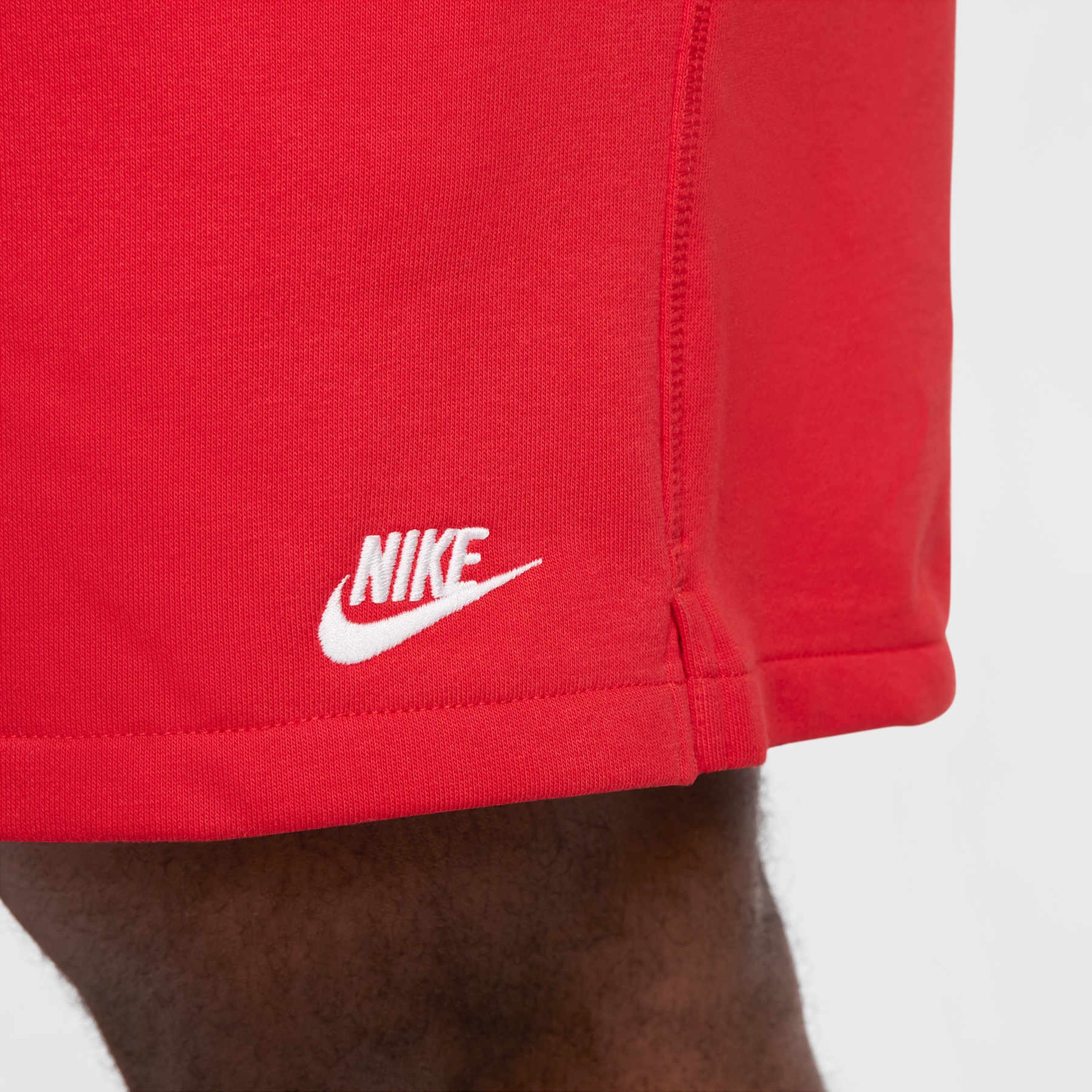 Shorts Nike Club Flow Masculino - Foto 12