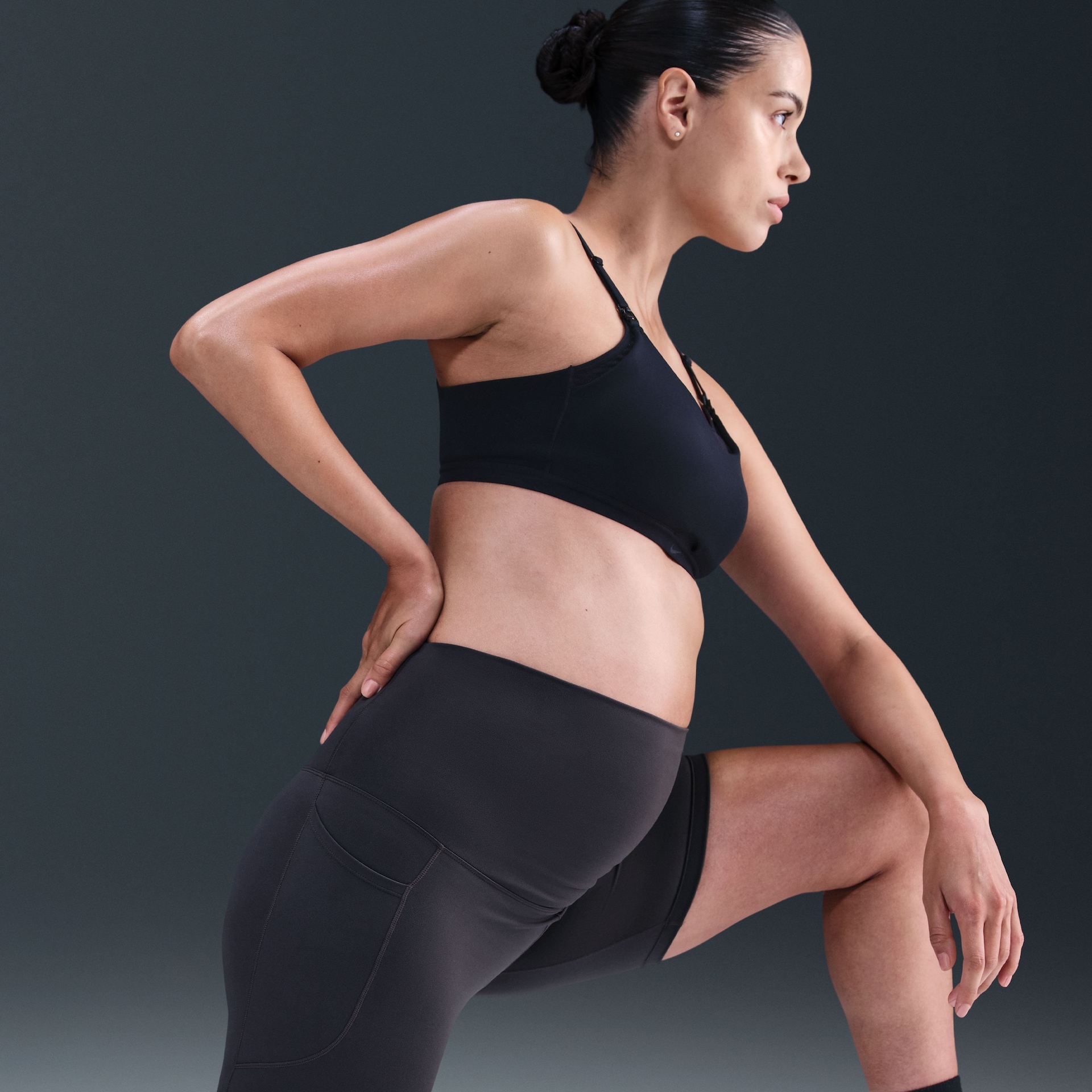 Shorts Nike Maternidade Dri-FIT One Feminino - Foto 4