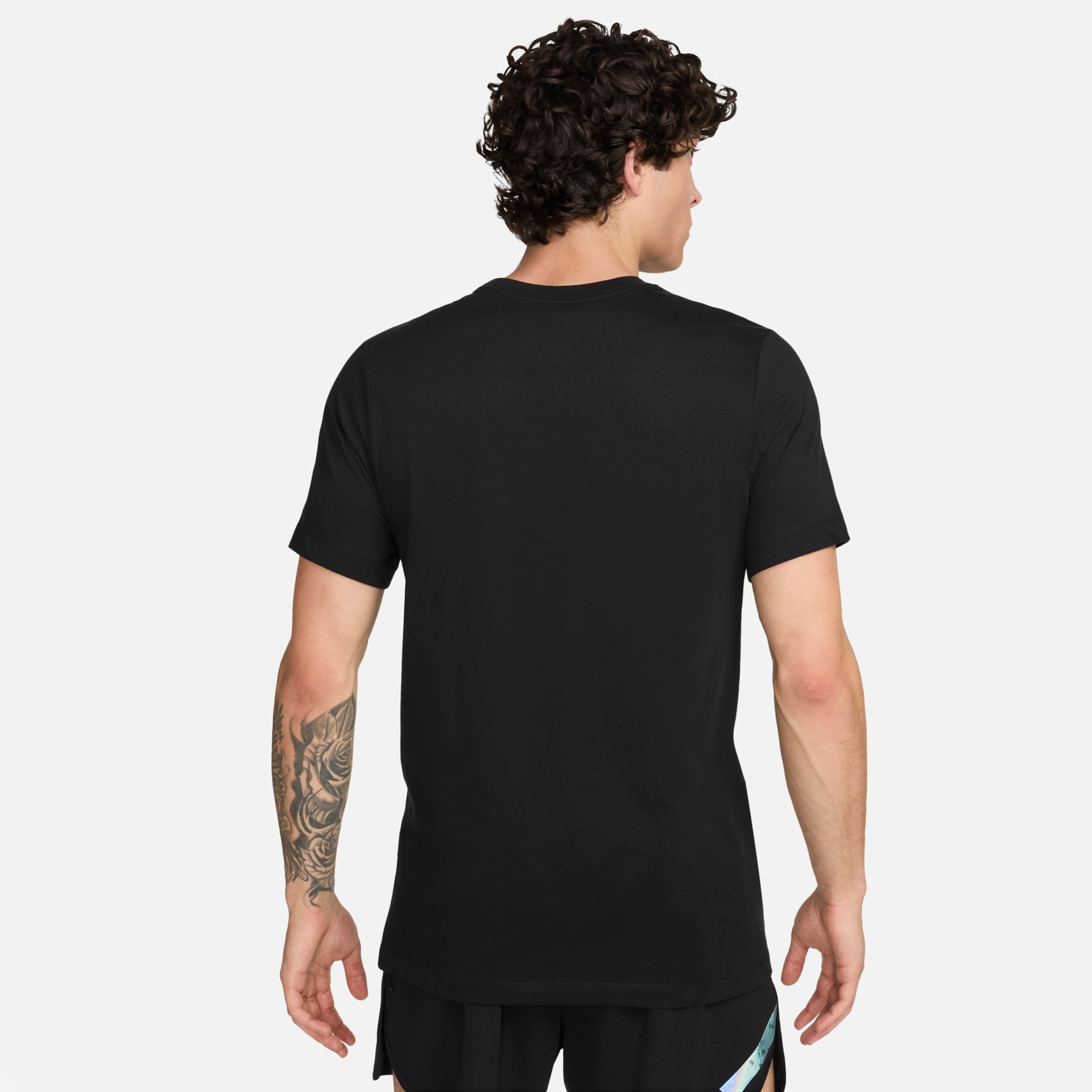 Camiseta Nike Dri-FIT Running Division Masculina - Foto 4