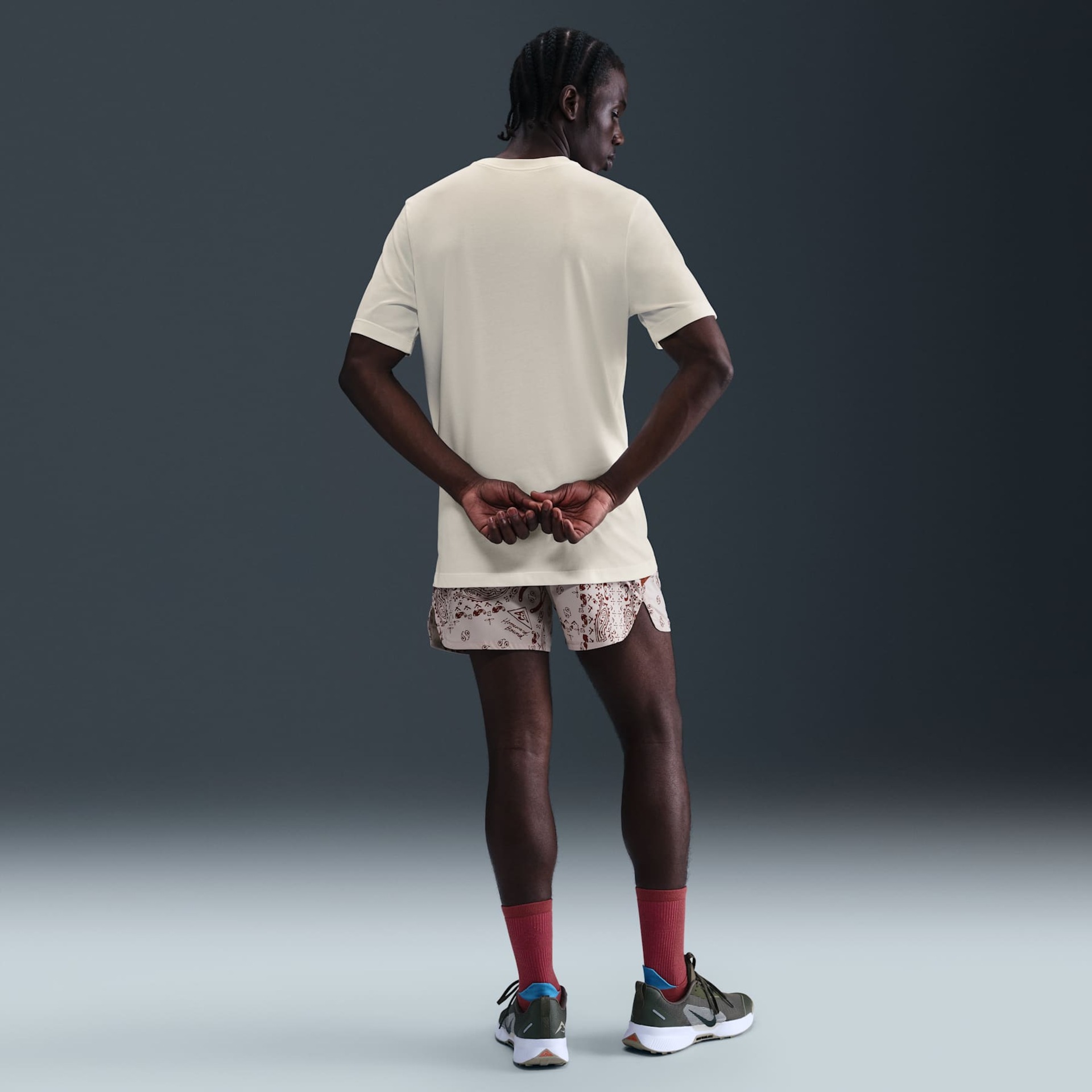 Camiseta Nike Dri-FIT Trail Masculina - Foto 5