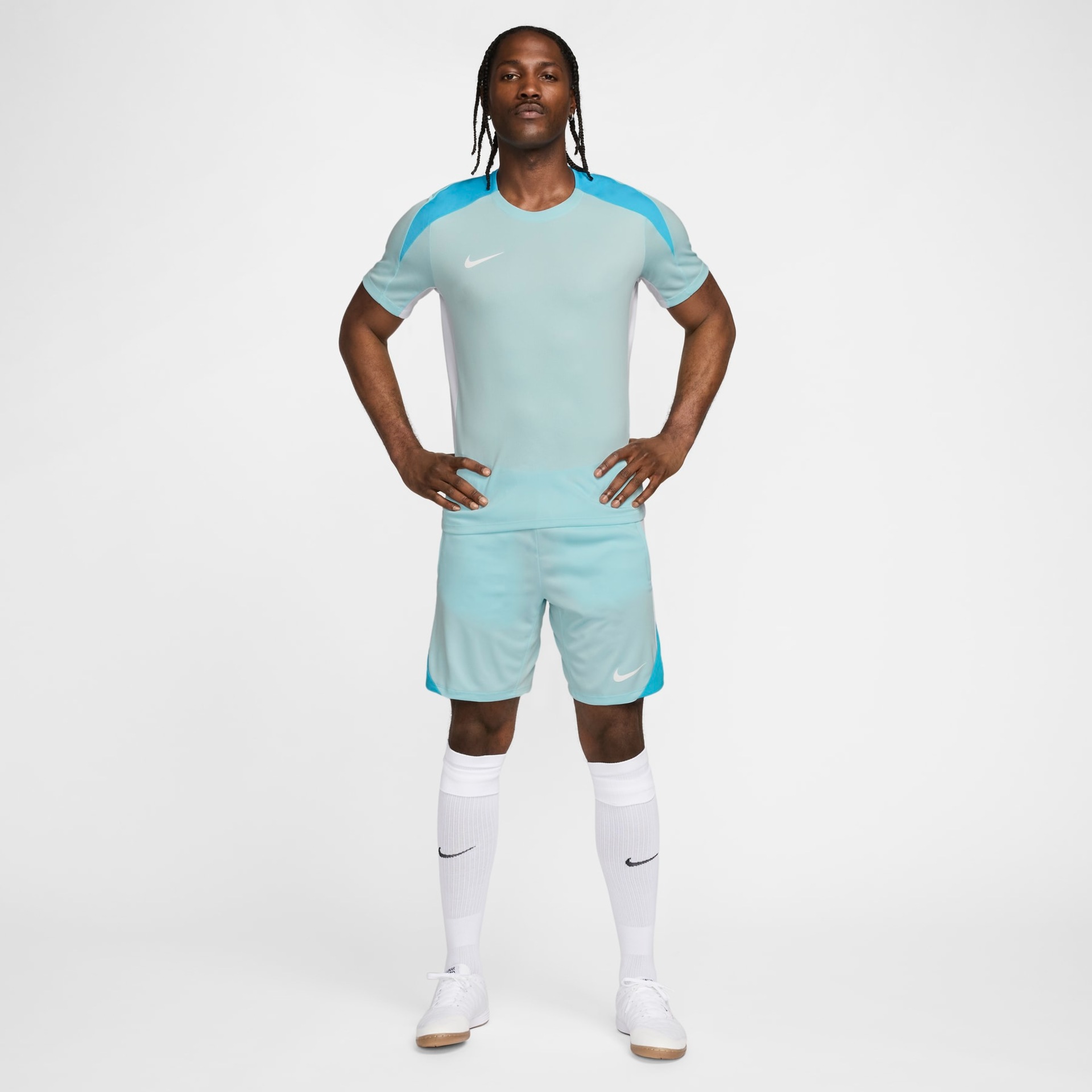 Camiseta Nike Dri-FIT Strike Masculina - Foto 5