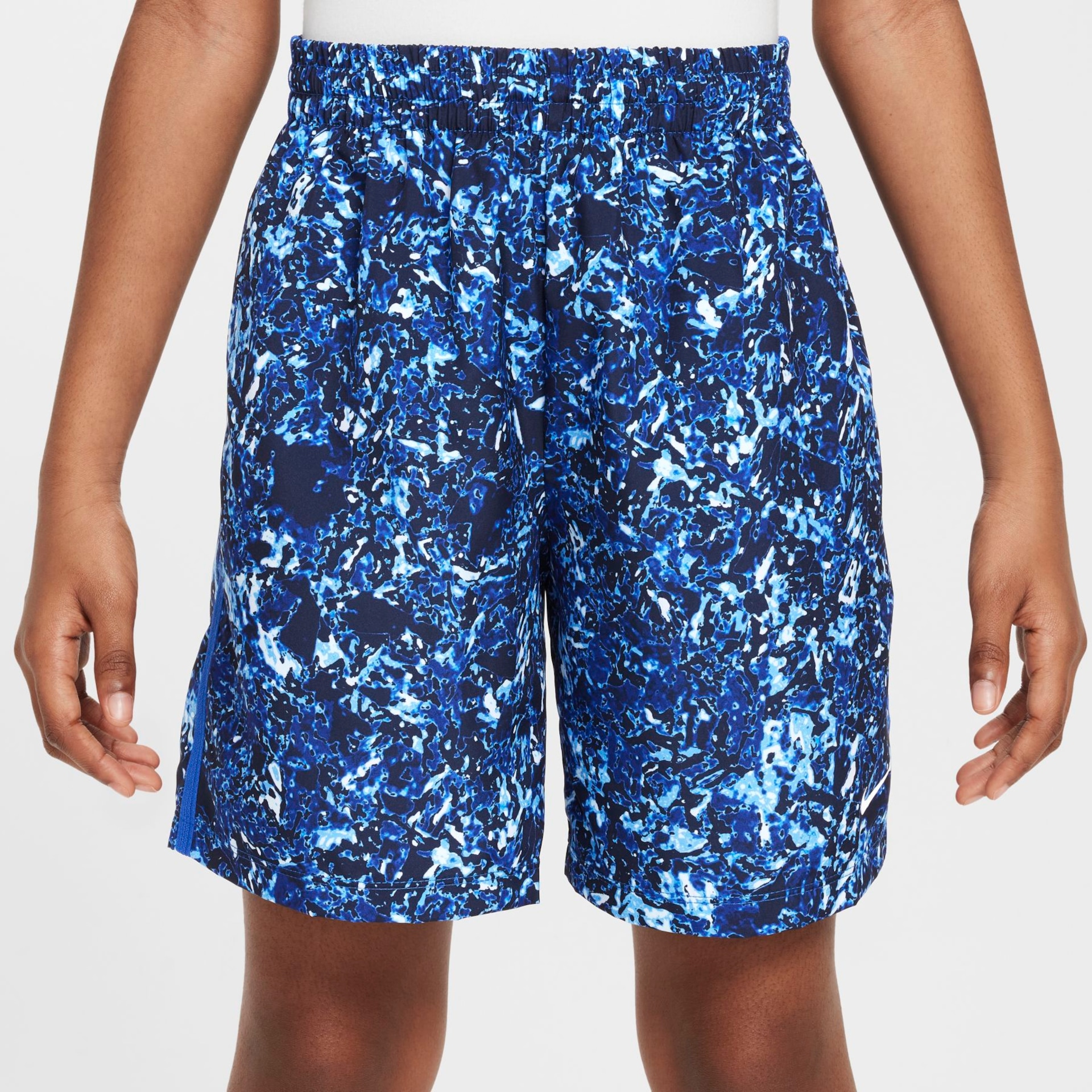 Shorts Nike Dri-FIT Multi Infantil - Foto 3