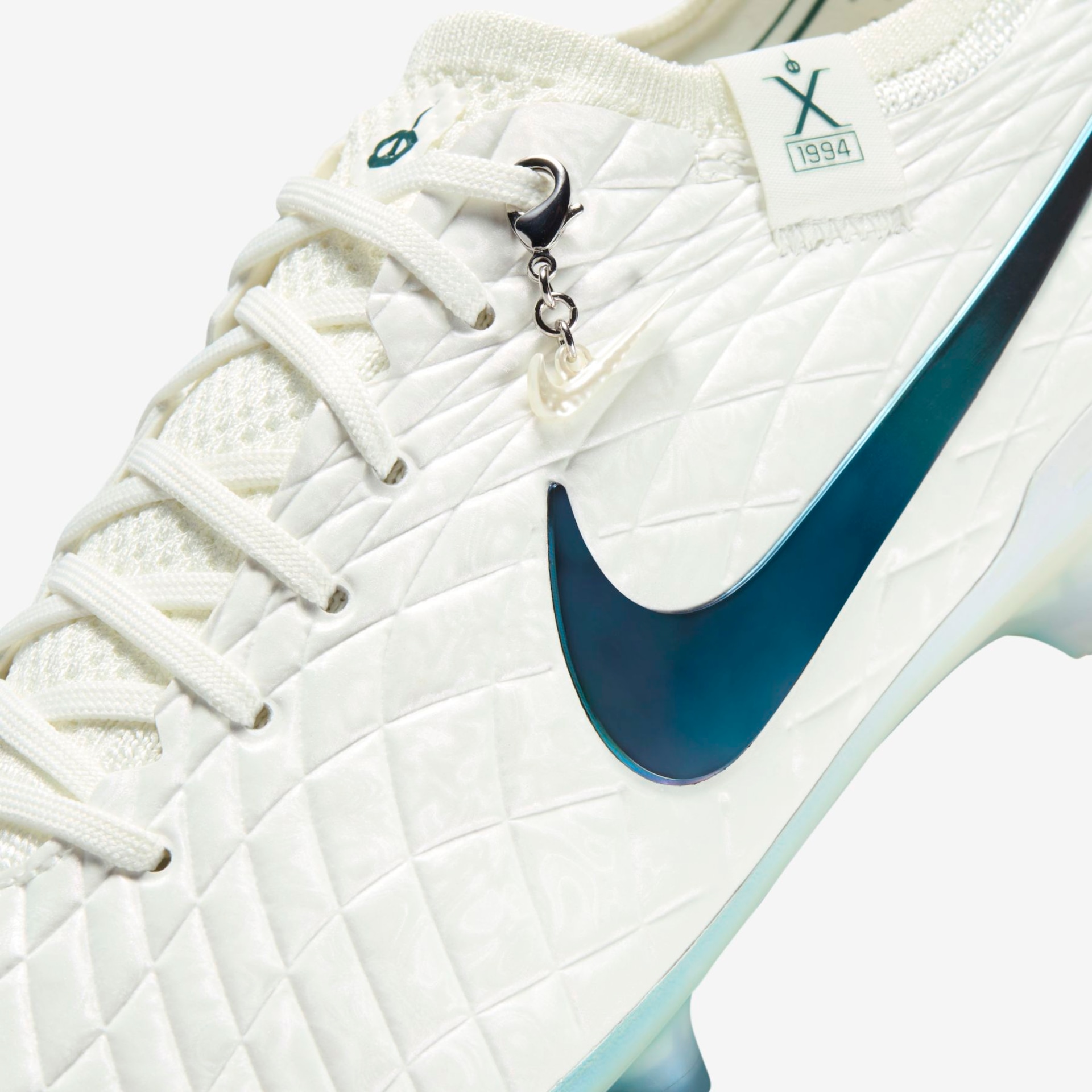 Chuteira Nike Tiempo Legend 10 Elite 30 SE Campo - Foto 11