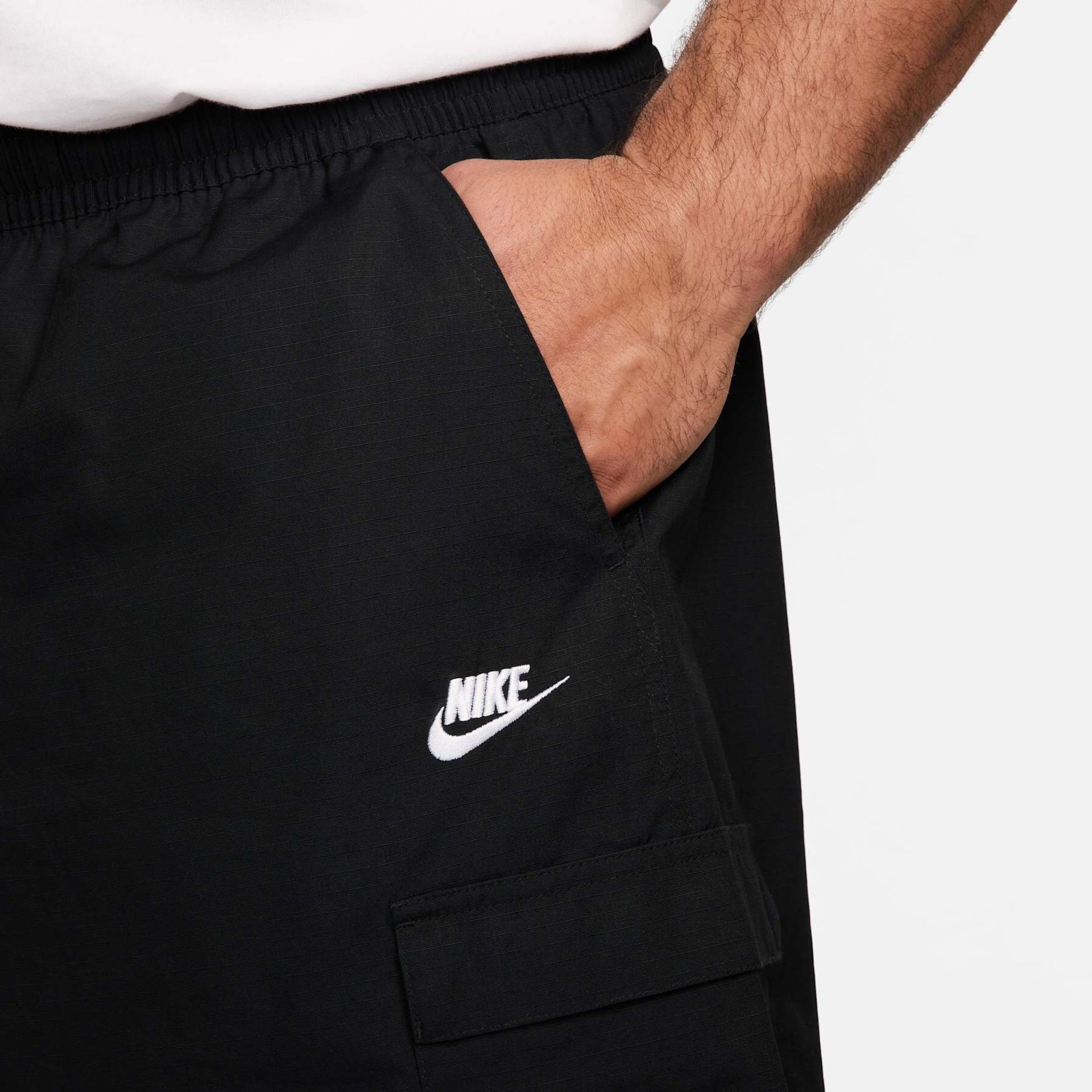 Shorts Nike Club Woven Cargo Masculino - Foto 12