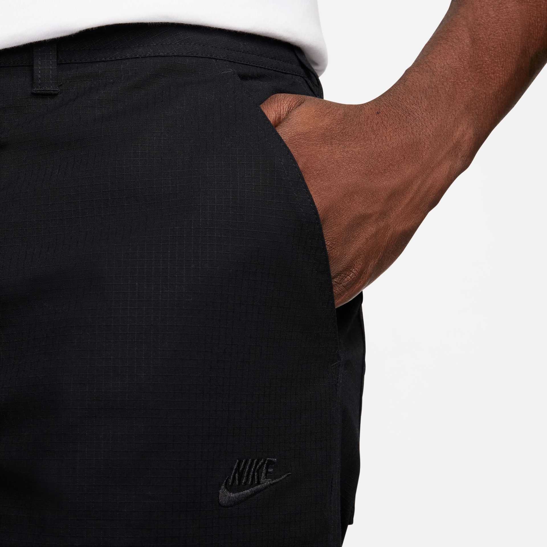 Calça Nike Club Cargo Masculina - Foto 4