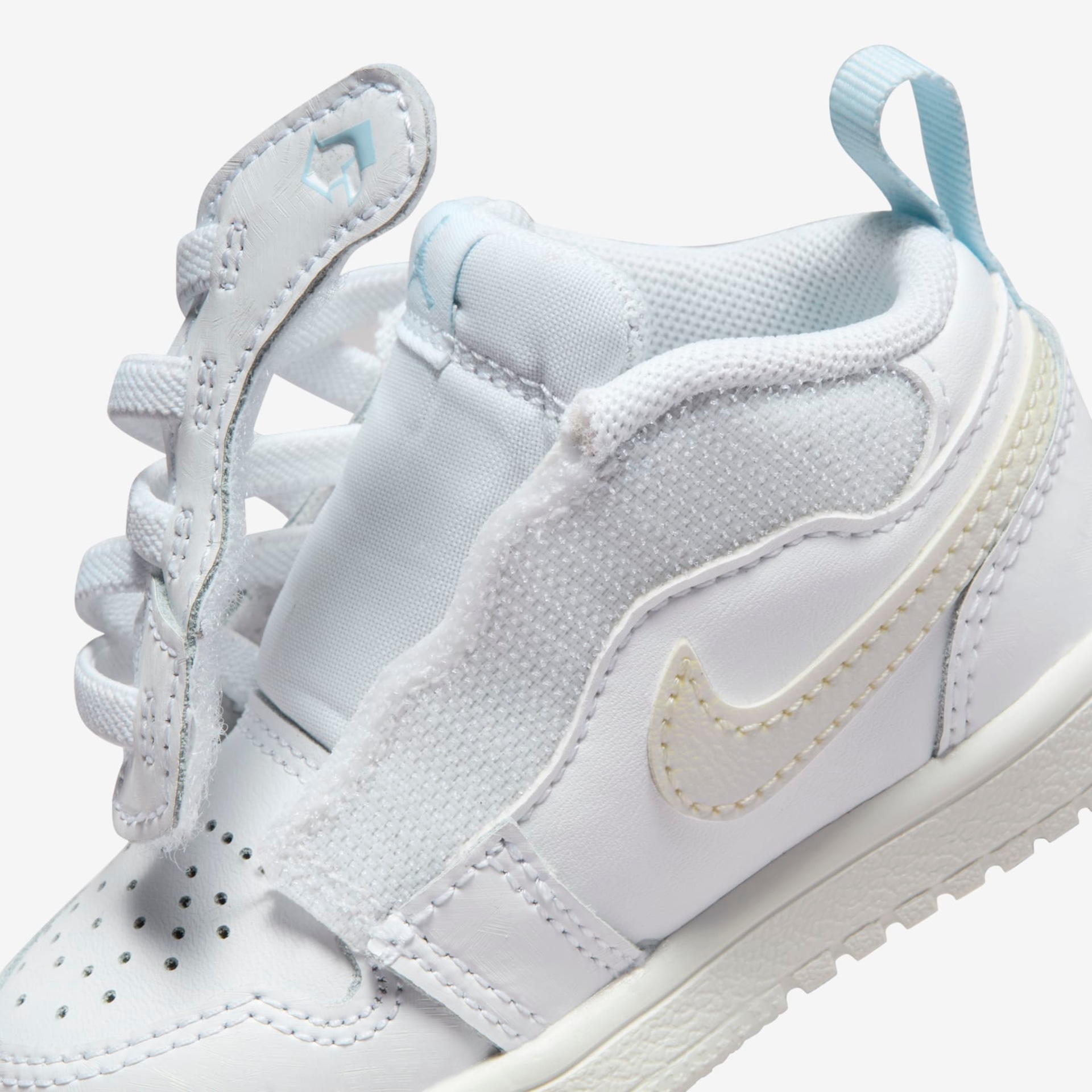 Tênis Air Jordan 1 Low Alt Infantil - Foto 7