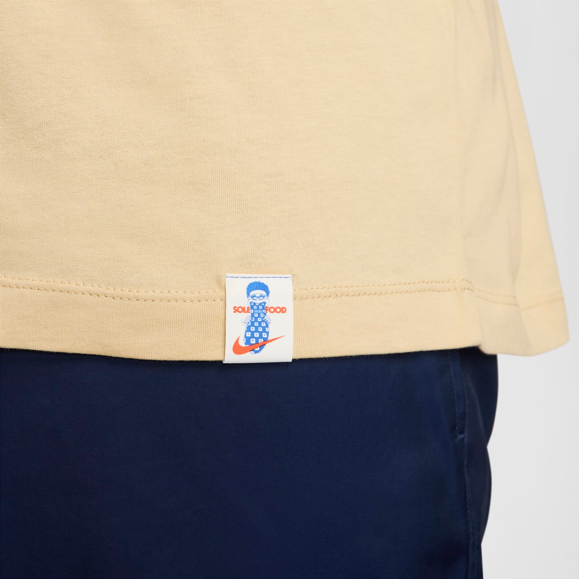 Camiseta Nike Sportswear Masculina - Foto 11