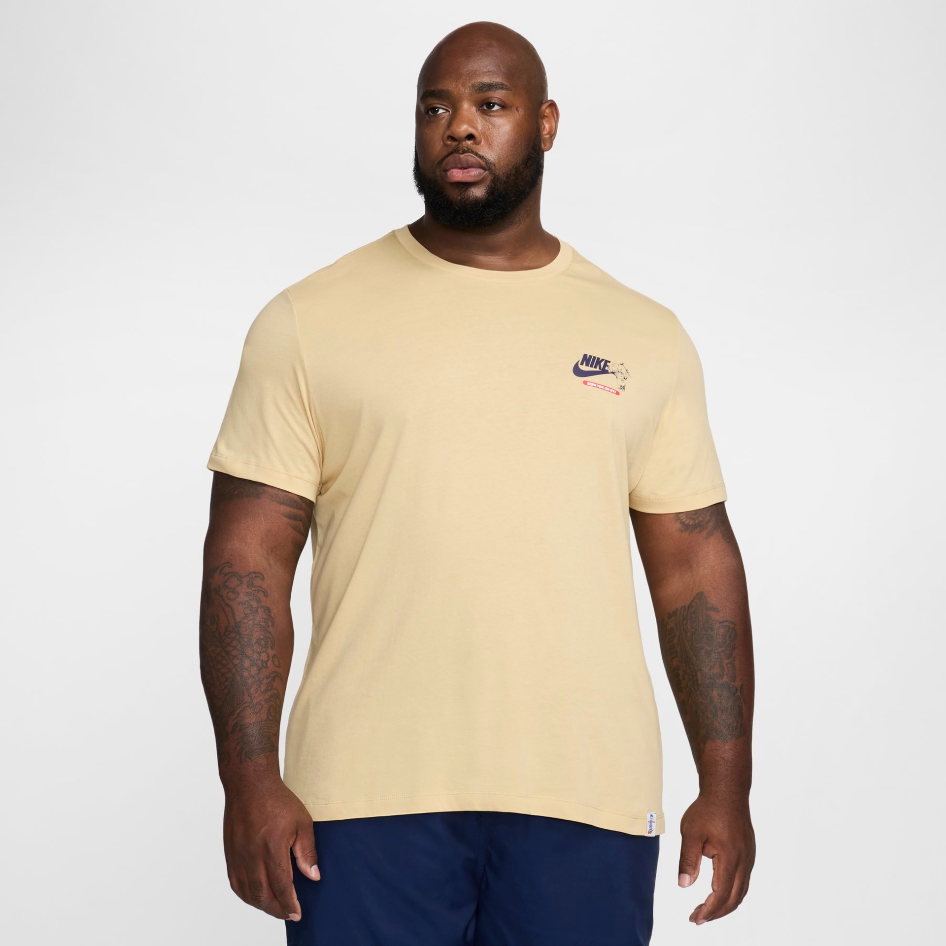 Camiseta Nike Sportswear Masculina - Foto 10