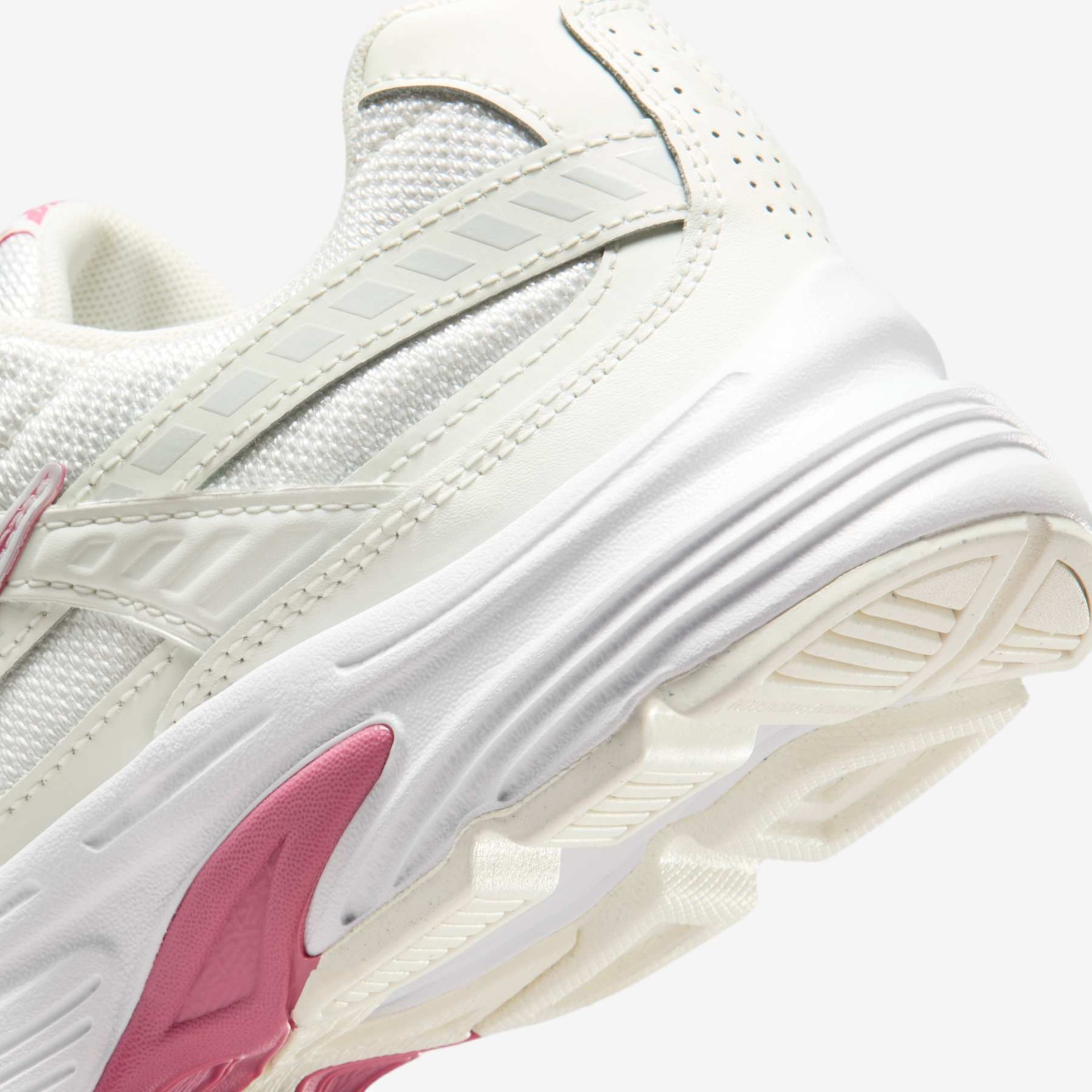 Tênis Nike Initiator Feminino - Foto 8