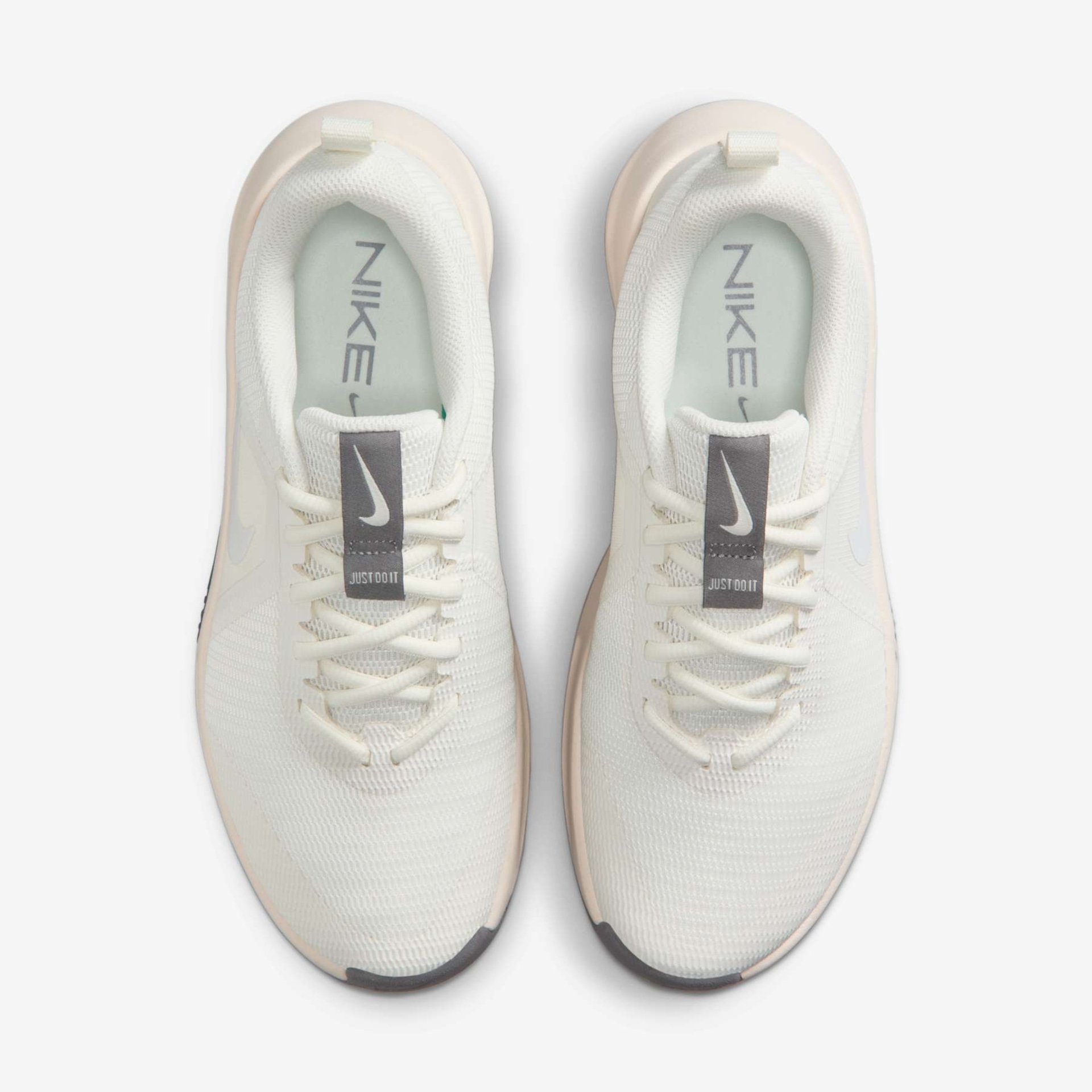 Tênis Nike MC Trainer 3 Feminino - Foto 4