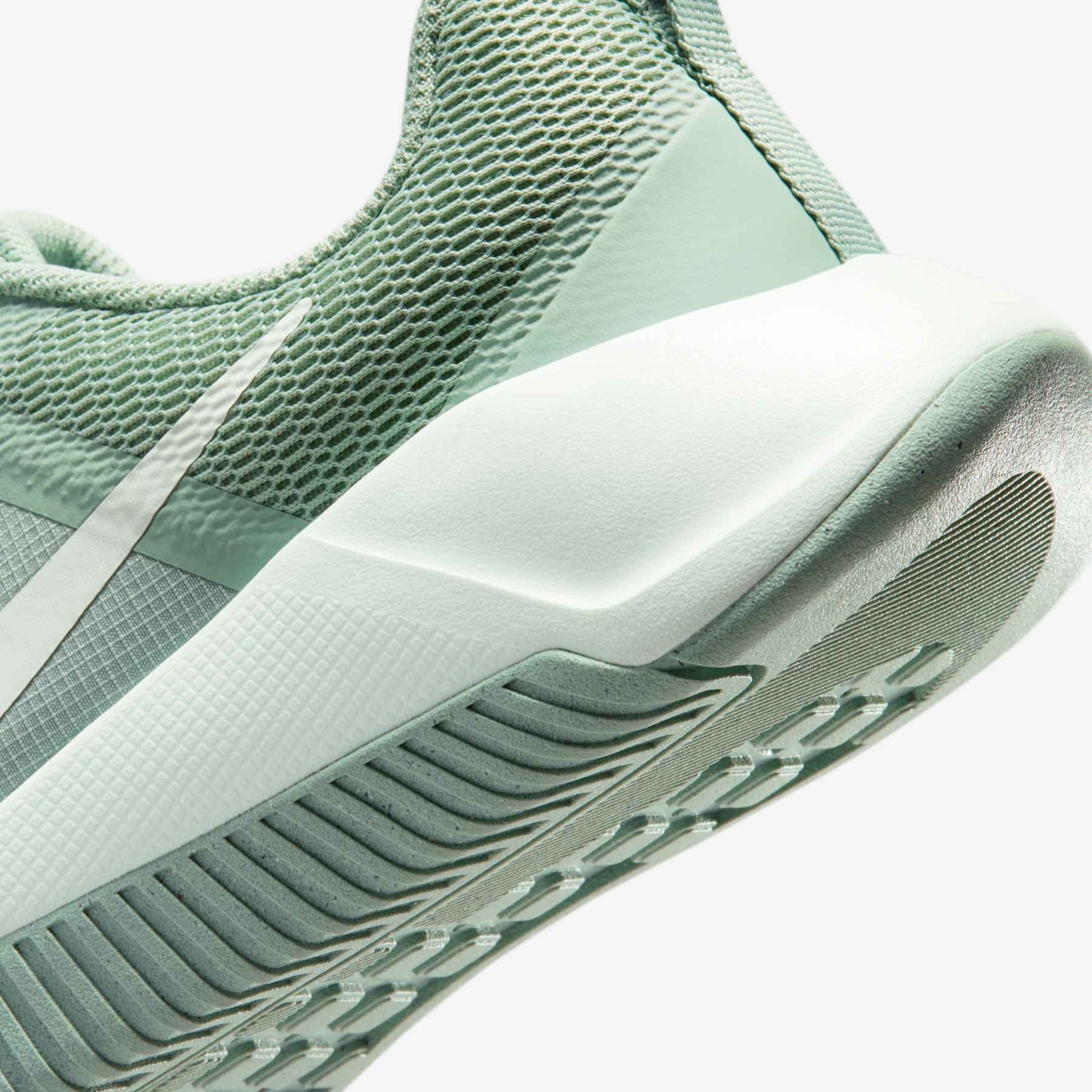 Tênis Nike MC Trainer 3 Feminino - Foto 8