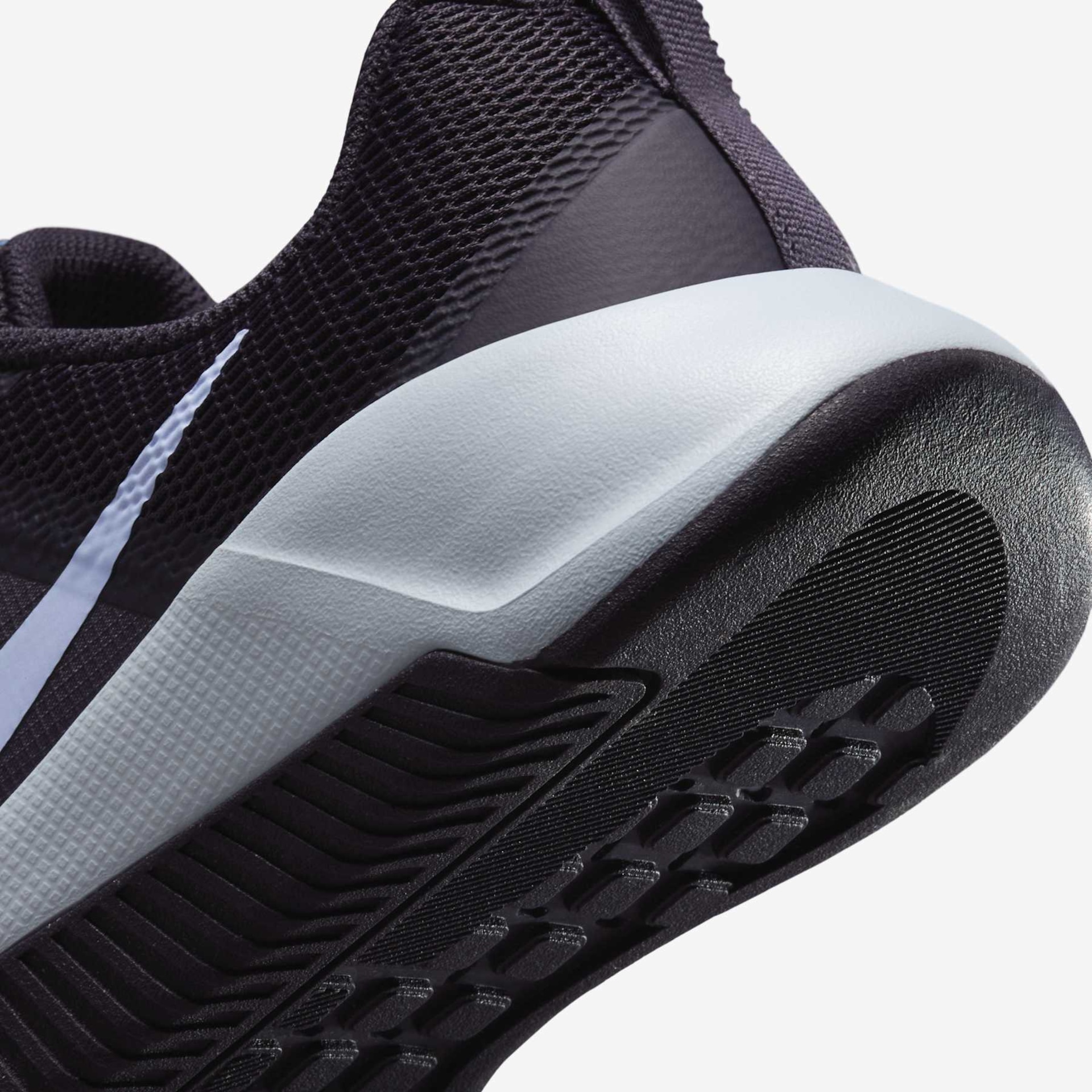 Tênis Nike MC Trainer 3 Feminino - Foto 8