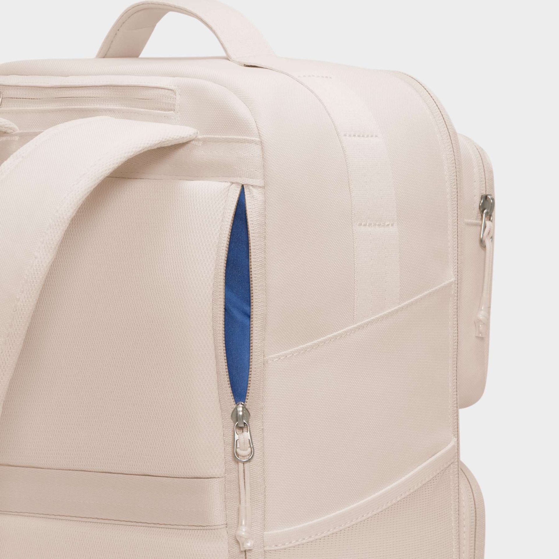Mochila Nike Utility Masculina - Foto 8