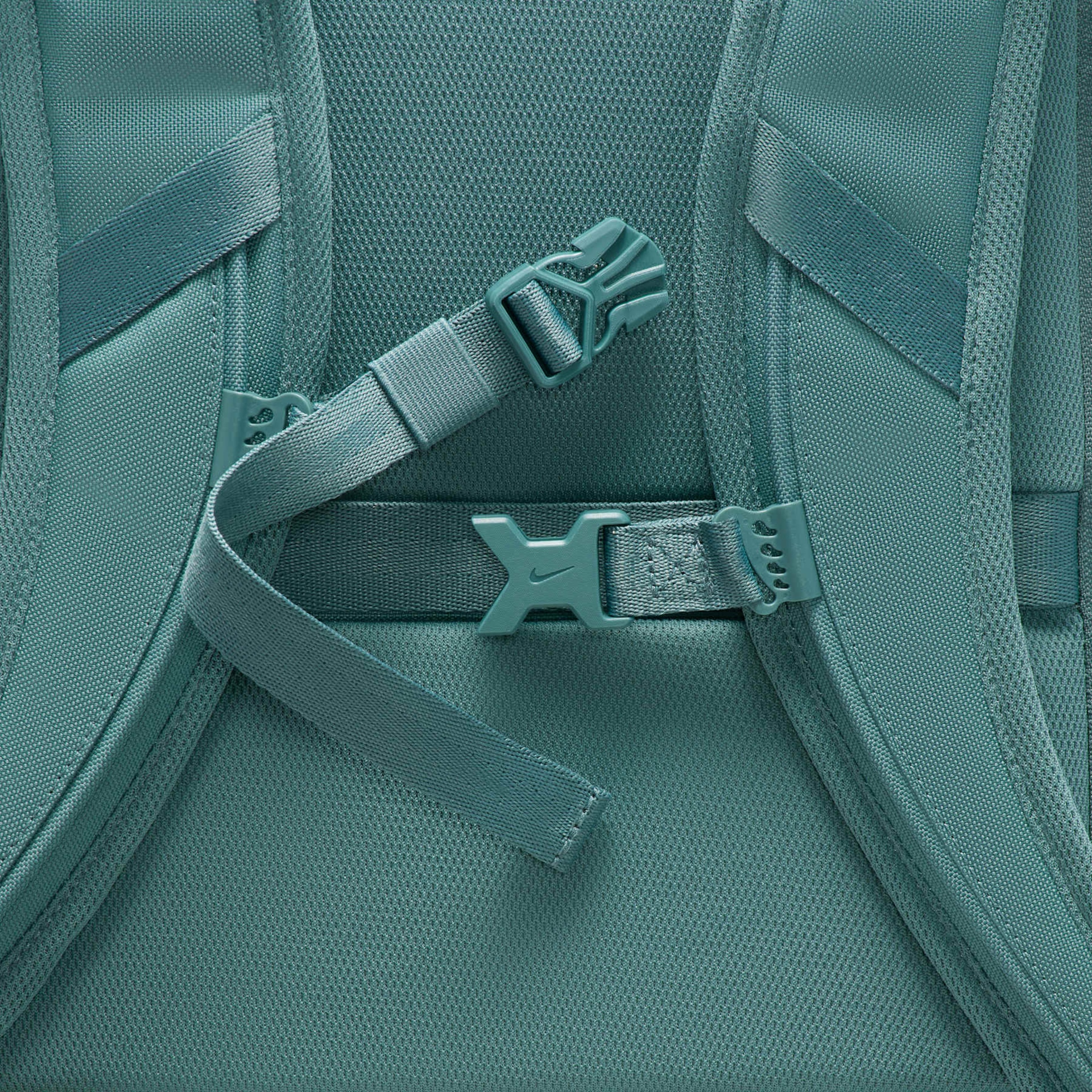 Mochila Nike Utility Masculina - Foto 10