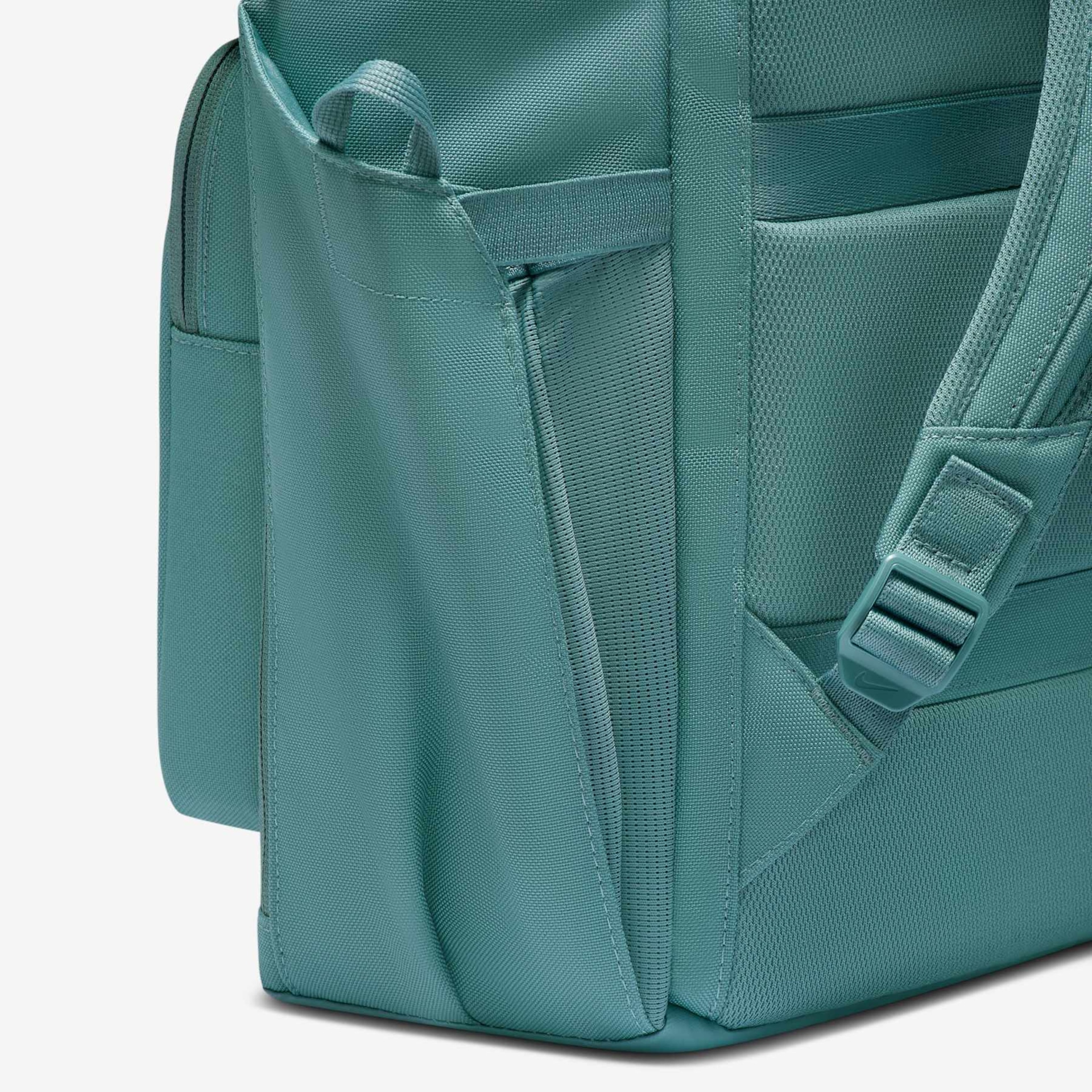Mochila Nike Utility Masculina - Foto 11