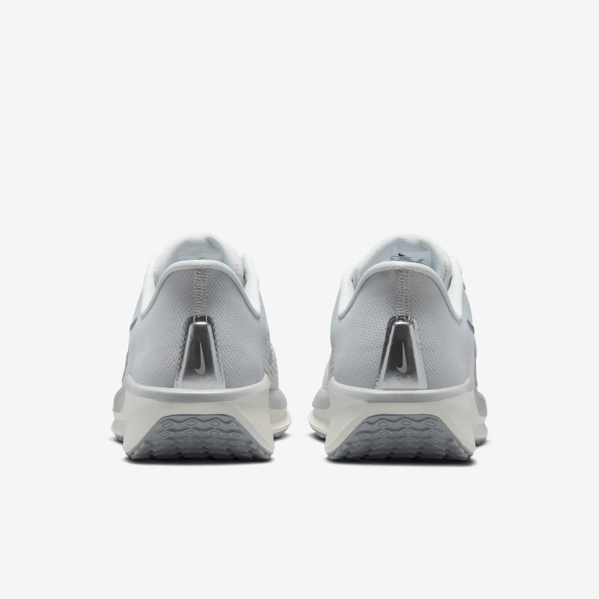 Tênis Nike Quest 6 Feminino - Foto 6