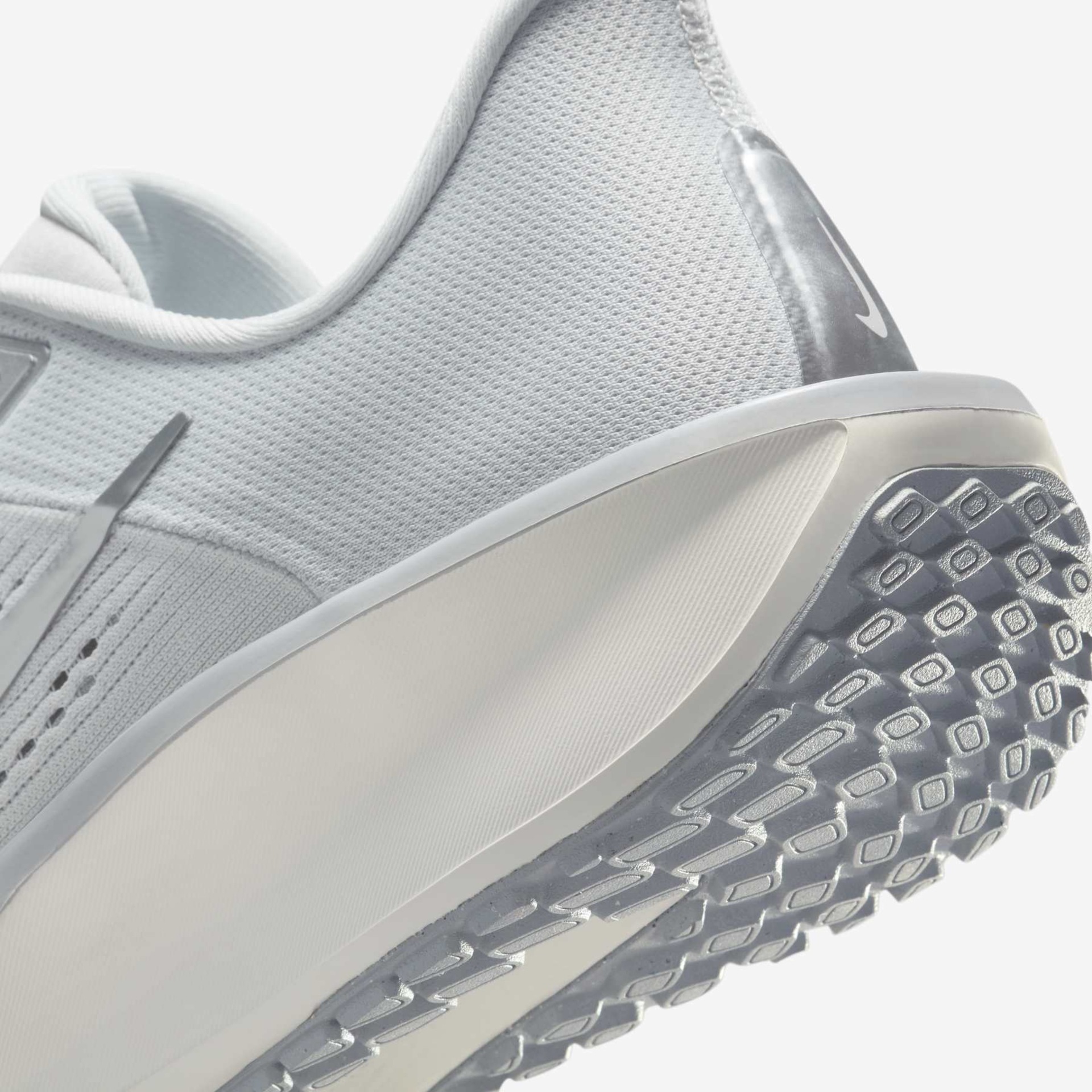 Tênis Nike Quest 6 Feminino - Foto 8