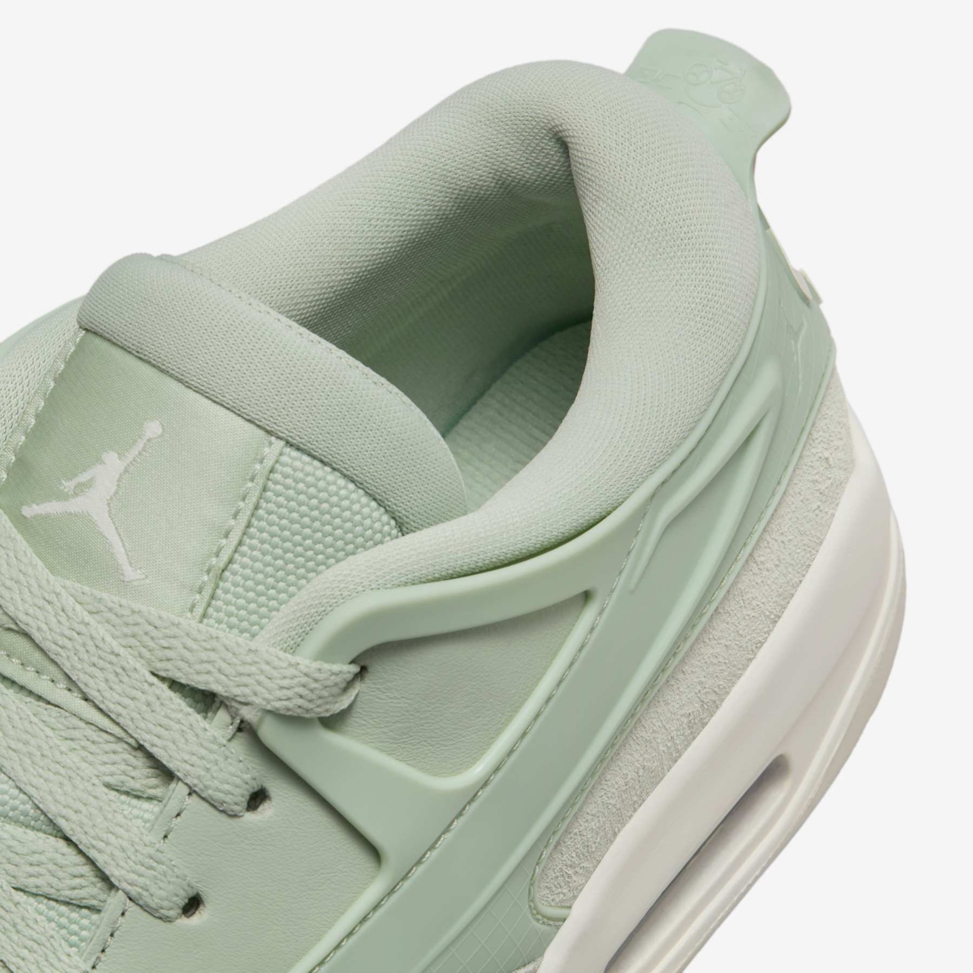 Tênis Air Jordan 4 RM Feminino - Foto 9
