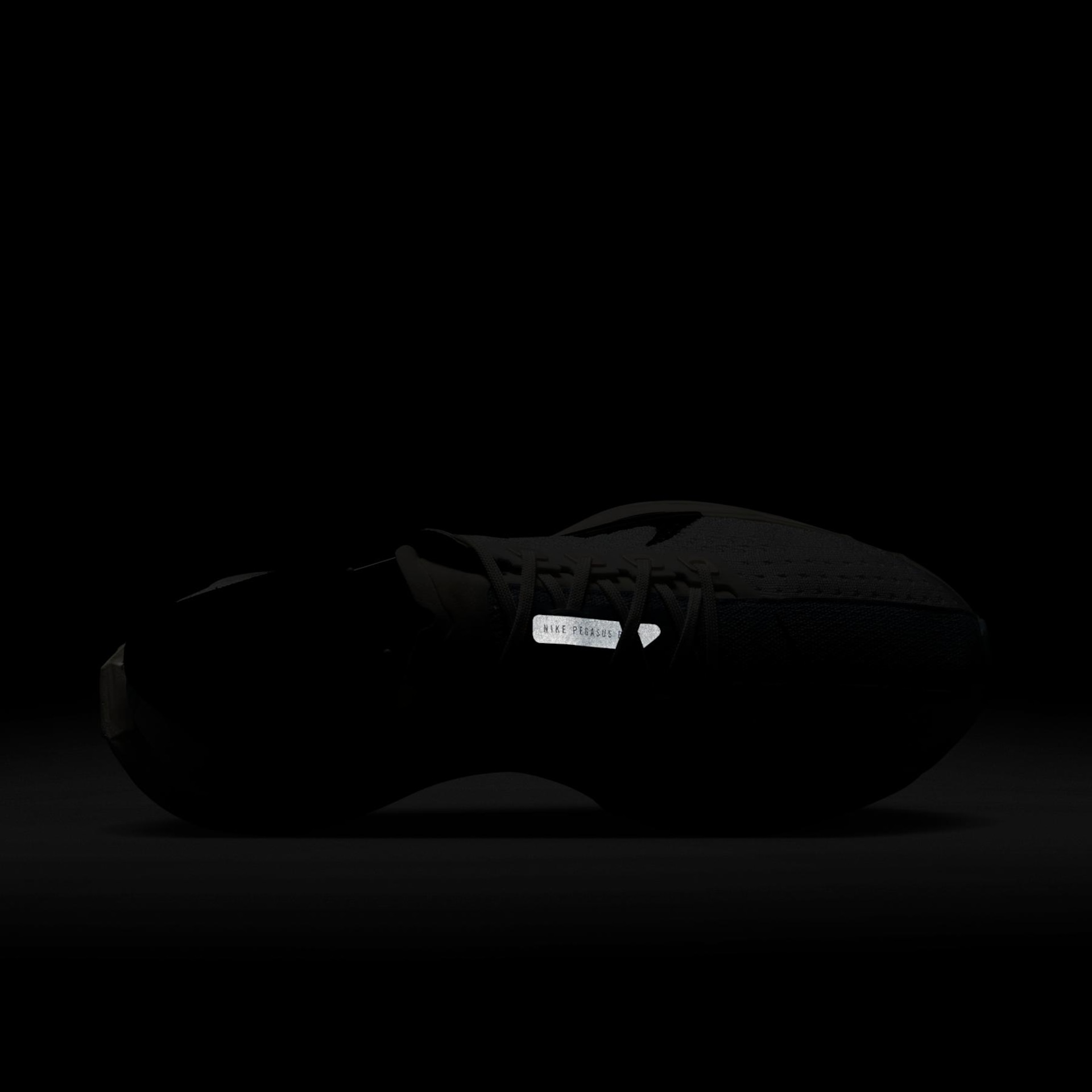 Tênis Nike Pegasus Plus Feminino - Foto 9