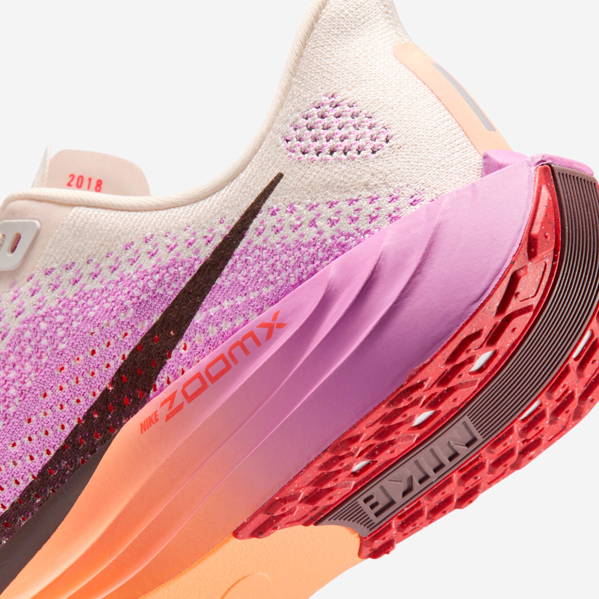 Tênis Nike Pegasus Plus Feminino - Foto 8
