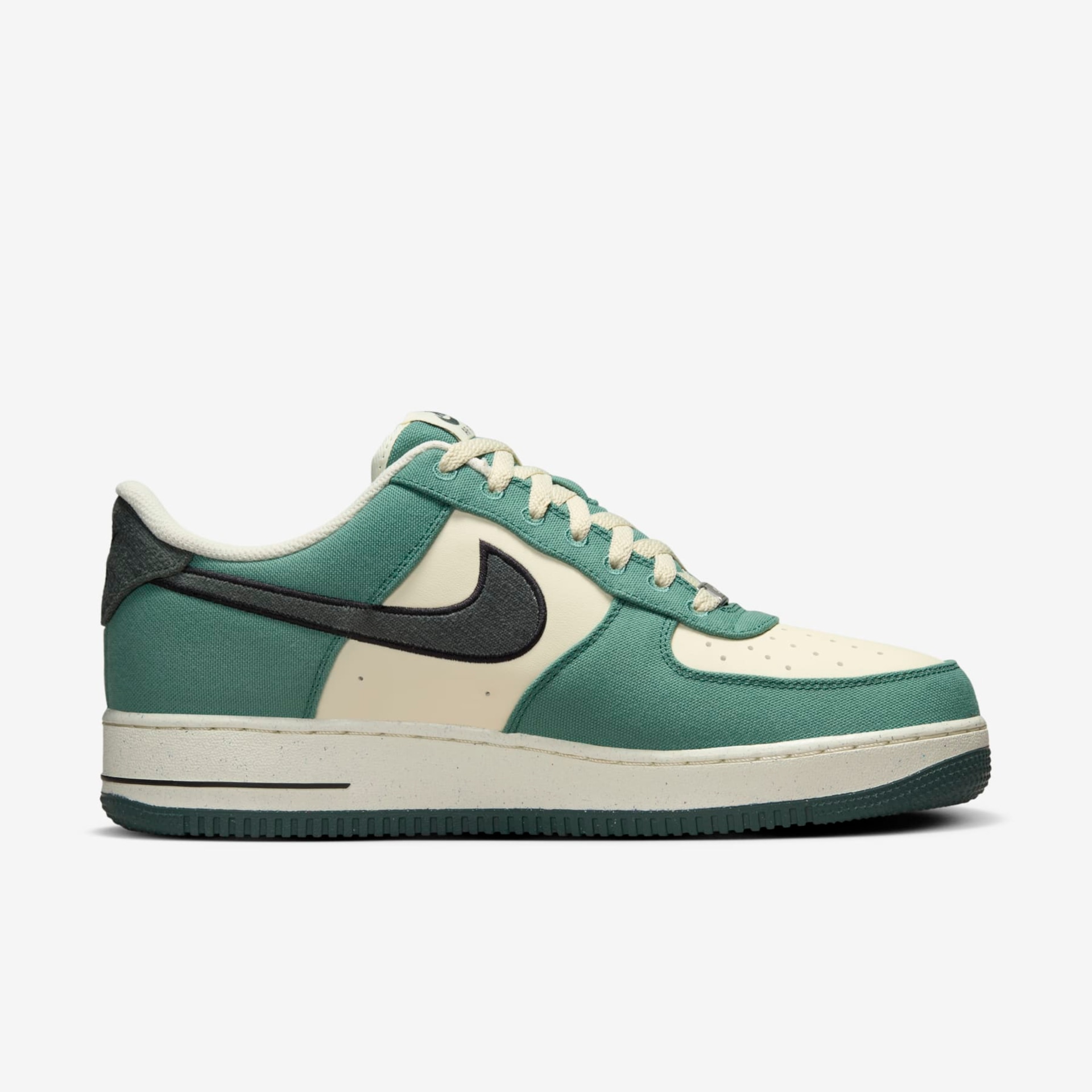 Tenis Nike Air Force 1 ´07 LV8 Masculino - Foto 3