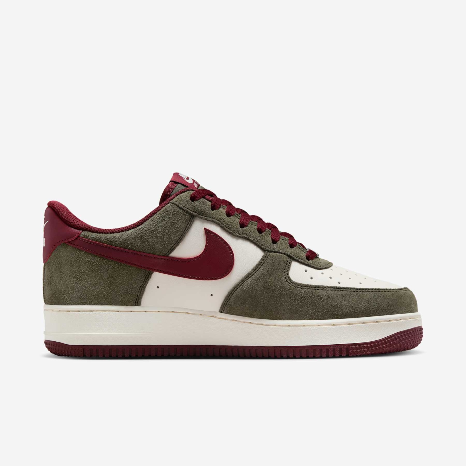 Tênis Nike Air Force 1 '07 LV8 Essencial Masculino - Foto 3