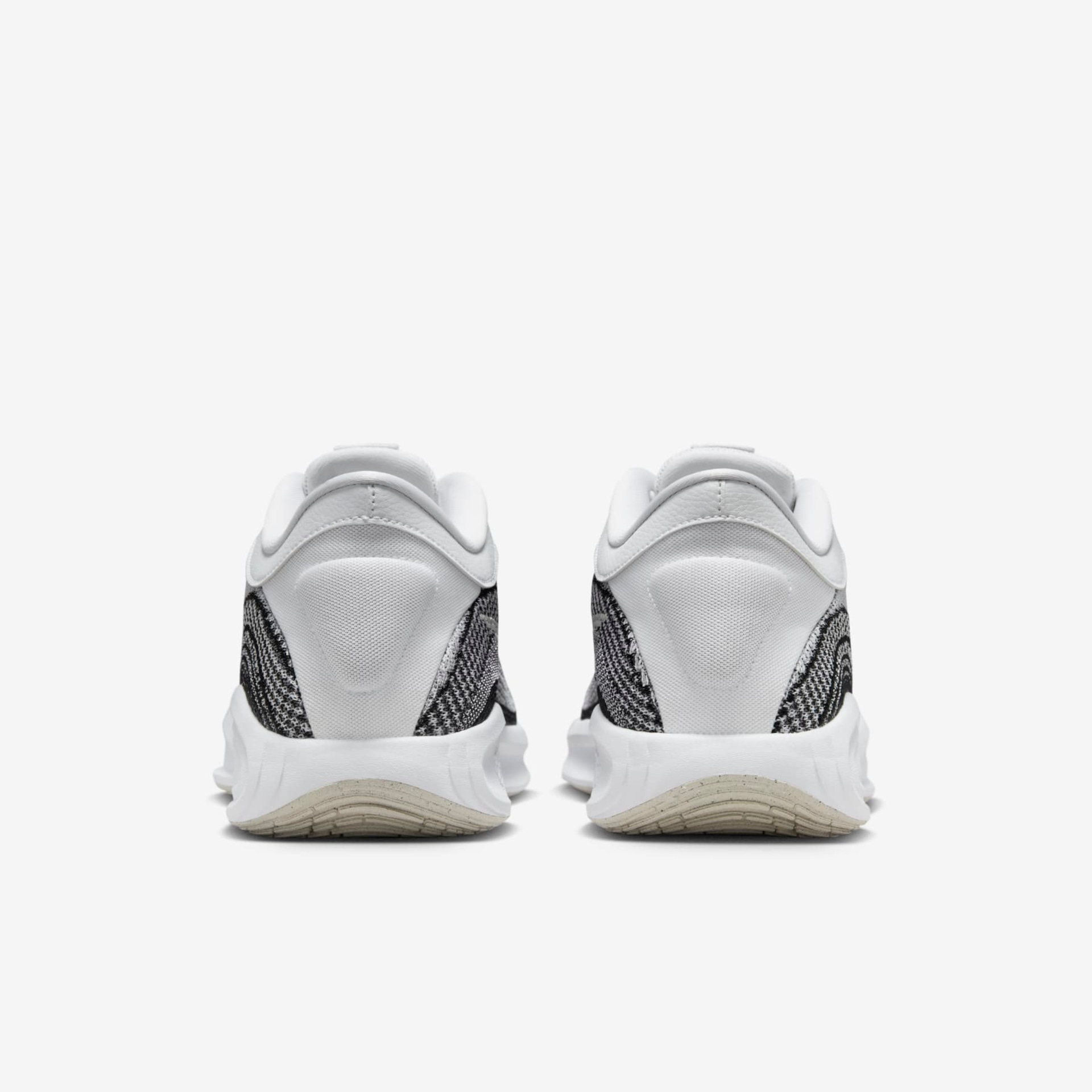 Tênis Nike Team Hustle Academy Masculino - Foto 5