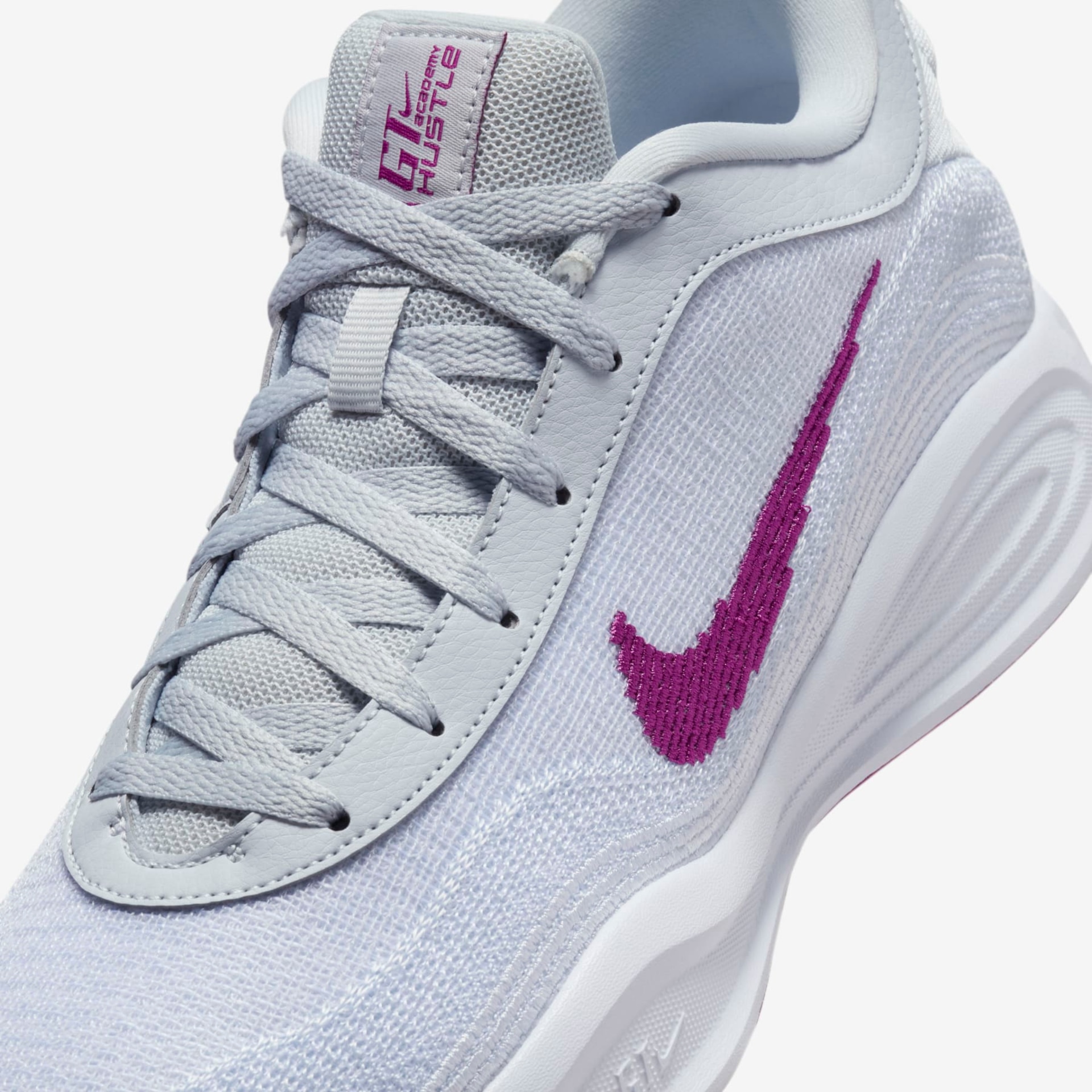 Tênis Nike Team Hustle Academy Masculino - Foto 7